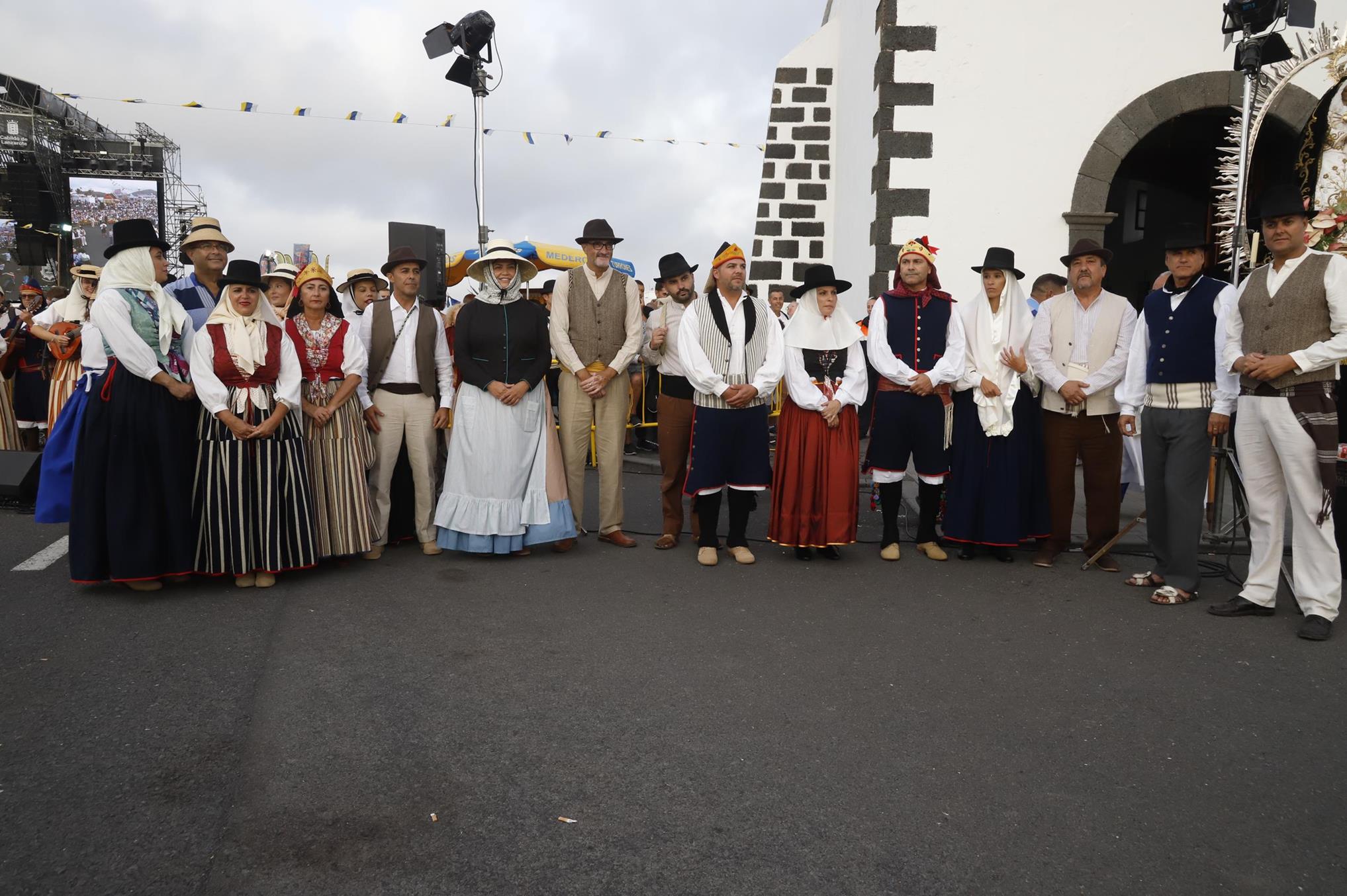 Ofrenda en la Romería de Los Dolores. 