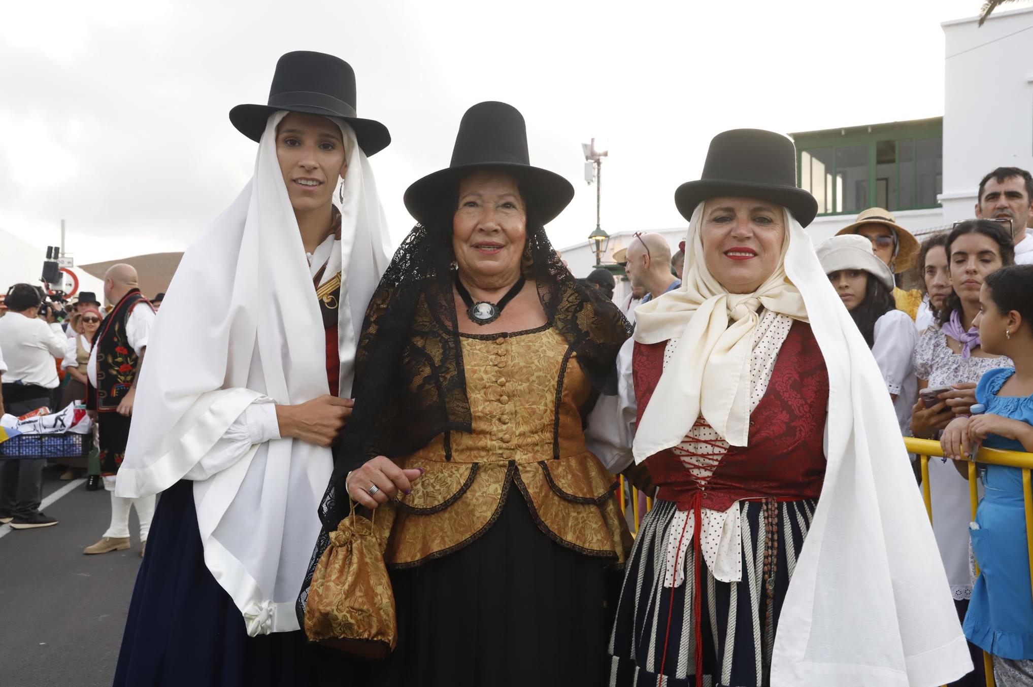 Ofrenda en la Romería de Los Dolores. 