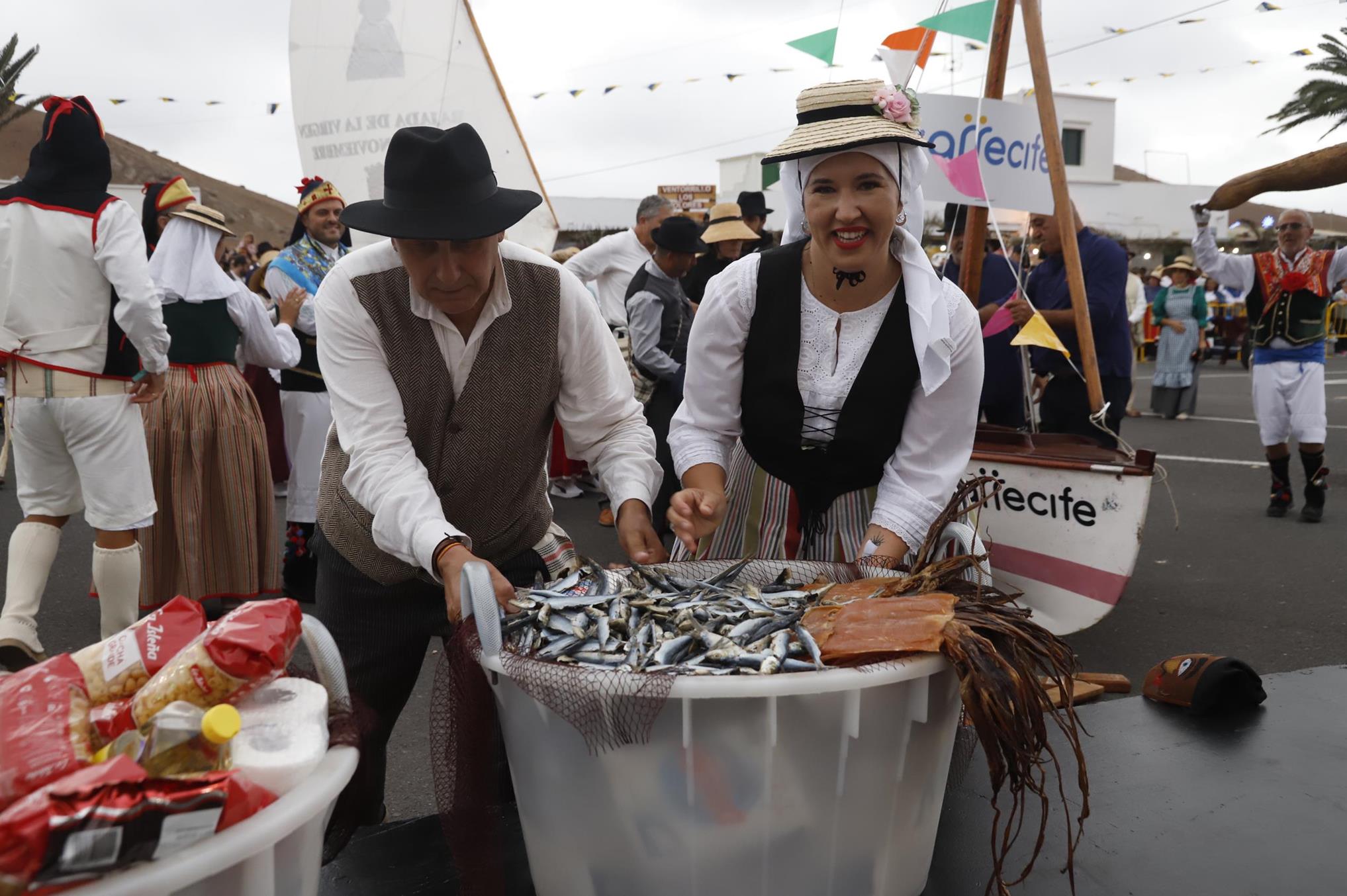 Ofrenda en la Romería de Los Dolores. 