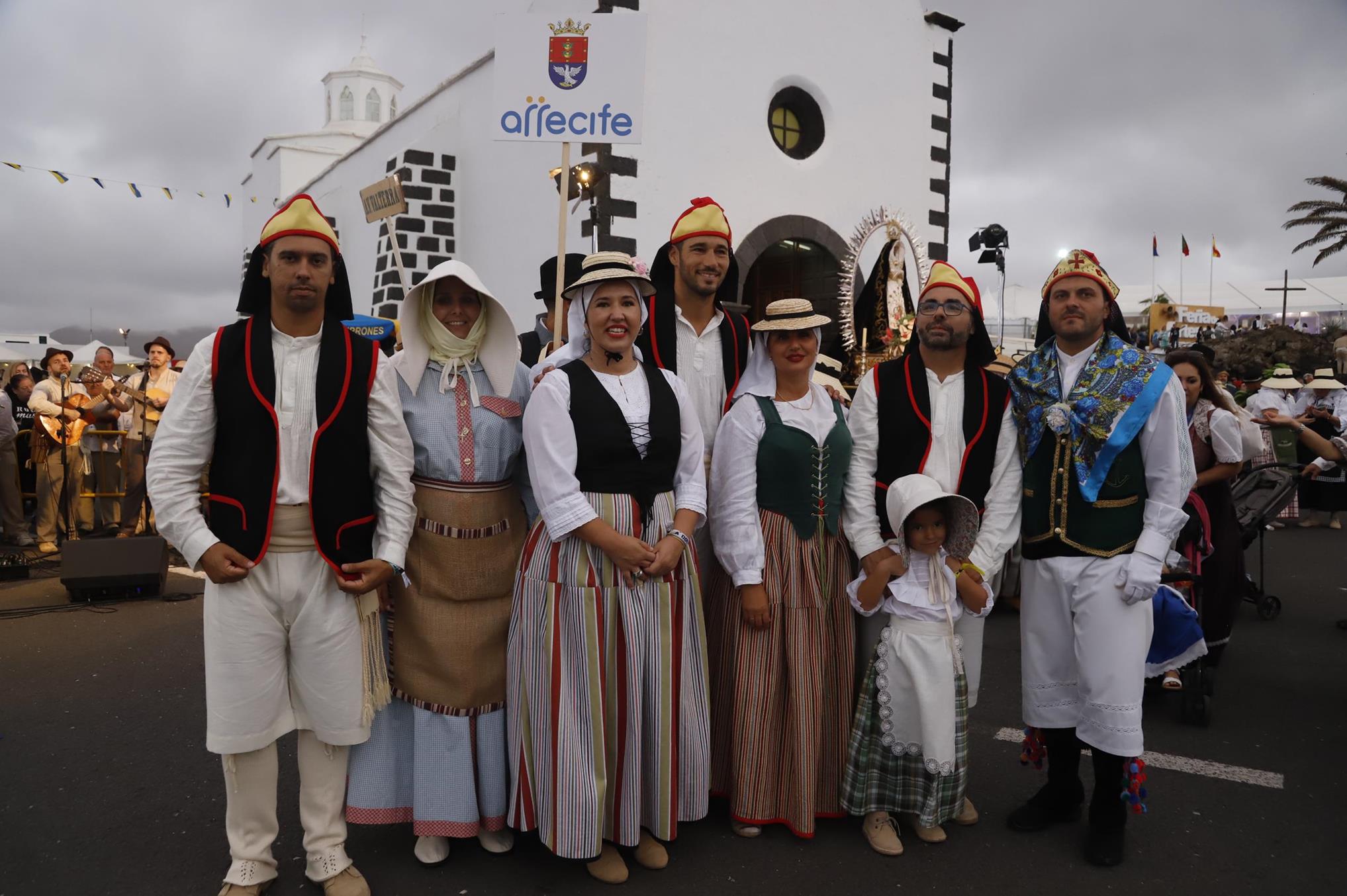 Ofrenda en la Romería de Los Dolores. 