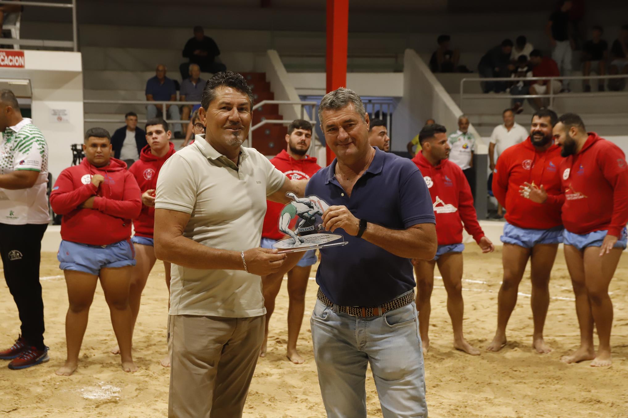 Presentación del CL San Bartolomé y luchada contra el Jandía