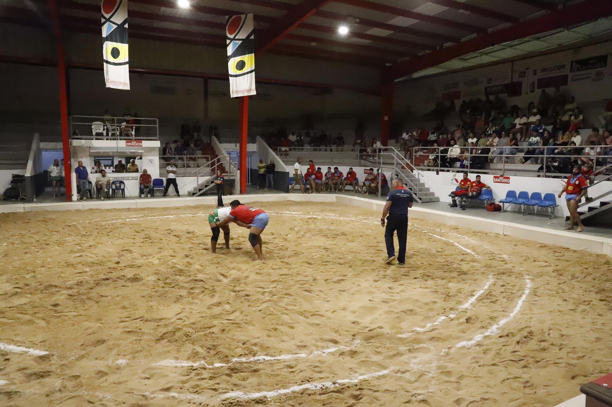 Presentación del CL San Bartolomé y luchada contra el Jandía