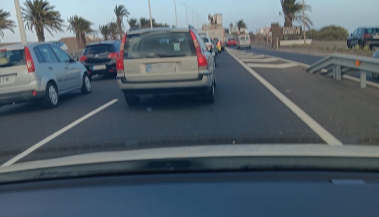 Retenciones a la altura de Playa Honda Retenciones a la altura de Playa Honda