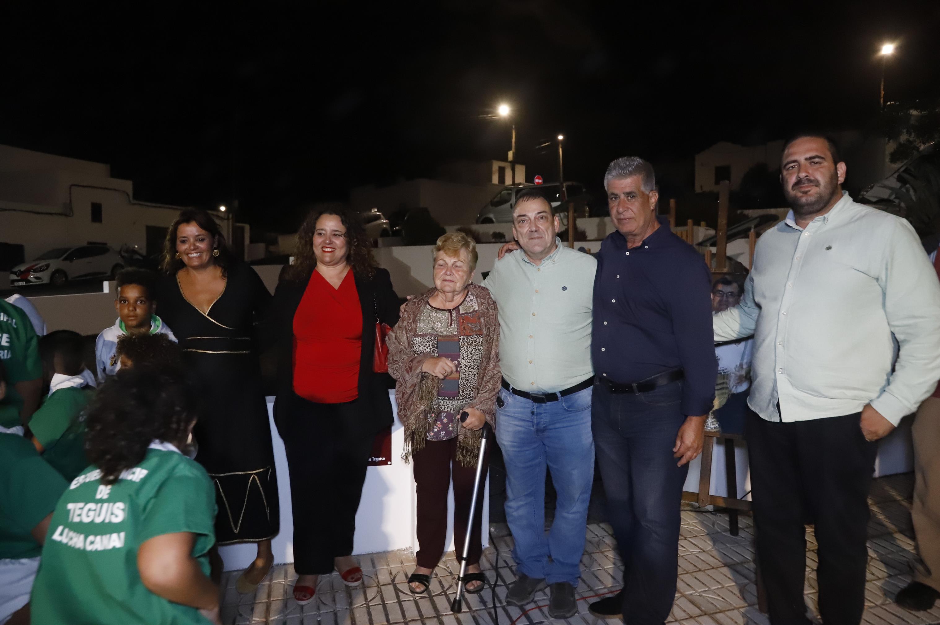 Descubrimiento de la placa en honor a José Luis Aparicio Morales (Fotos: La Voz) Descubrimiento de la placa en honor a José Luis Aparicio Morales (Fotos: La Voz)