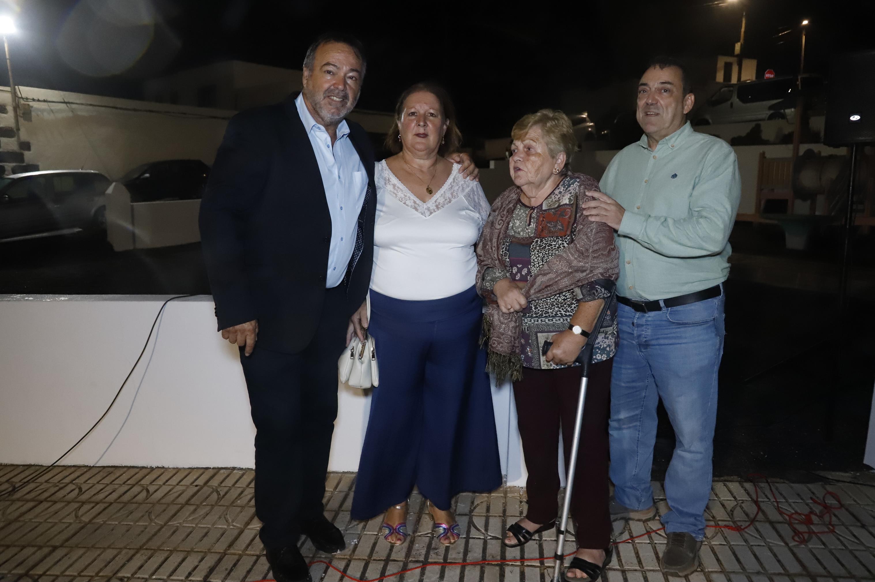 Descubrimiento de la placa en honor a José Luis Aparicio Morales (Fotos: La Voz) Descubrimiento de la placa en honor a José Luis Aparicio Morales (Fotos: La Voz)