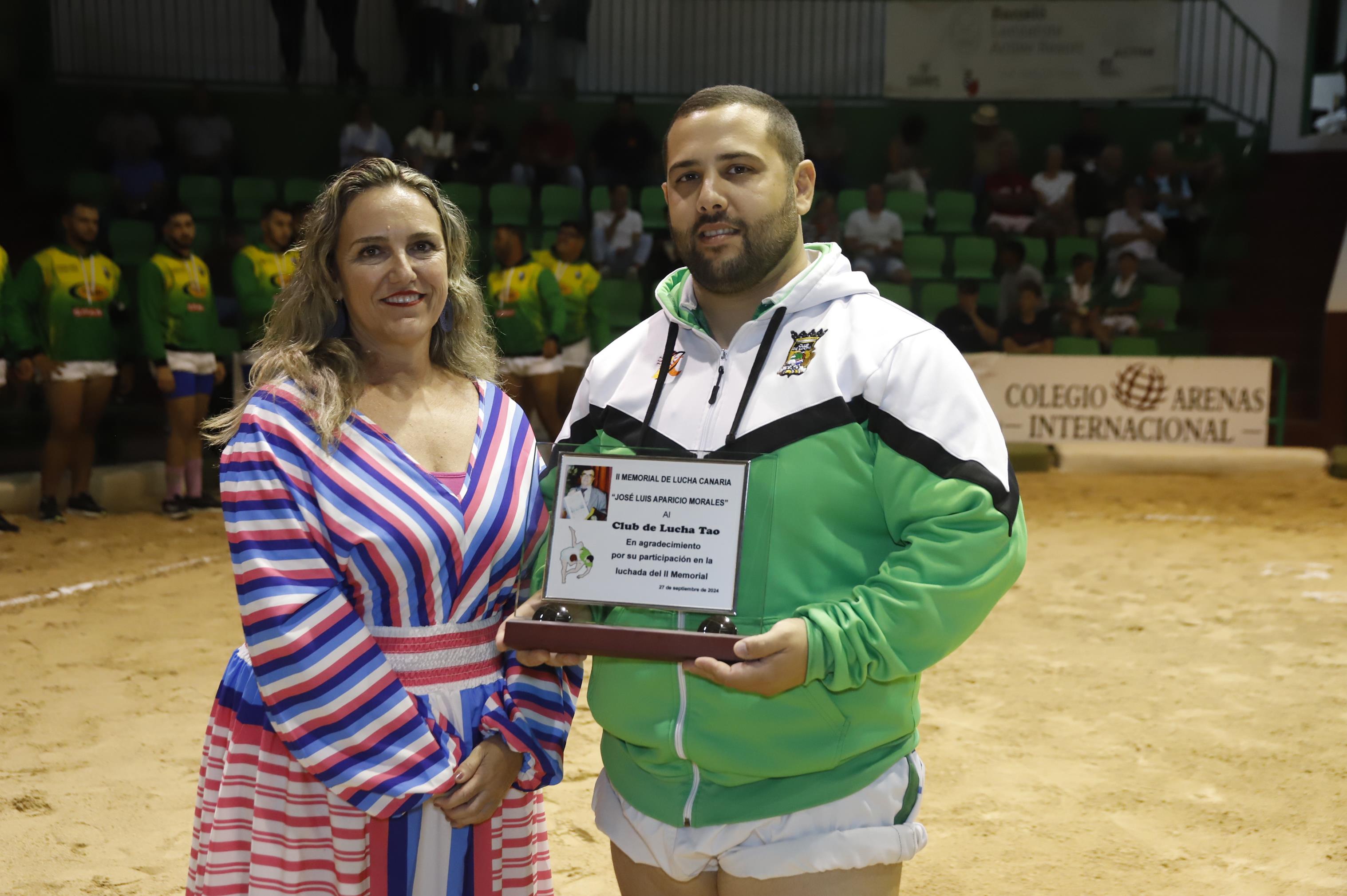 Presentación del Club de lucha Tao y II Memorial José Luis Aparicio (Fotos: La Voz)