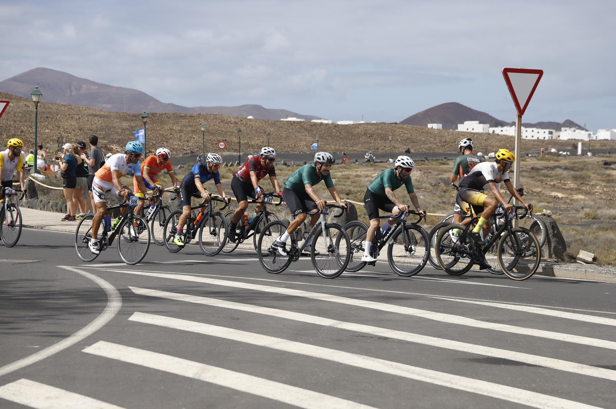 II jornada de la I Vuelta Ciclista a Lanzarote (Fotos: La Voz)