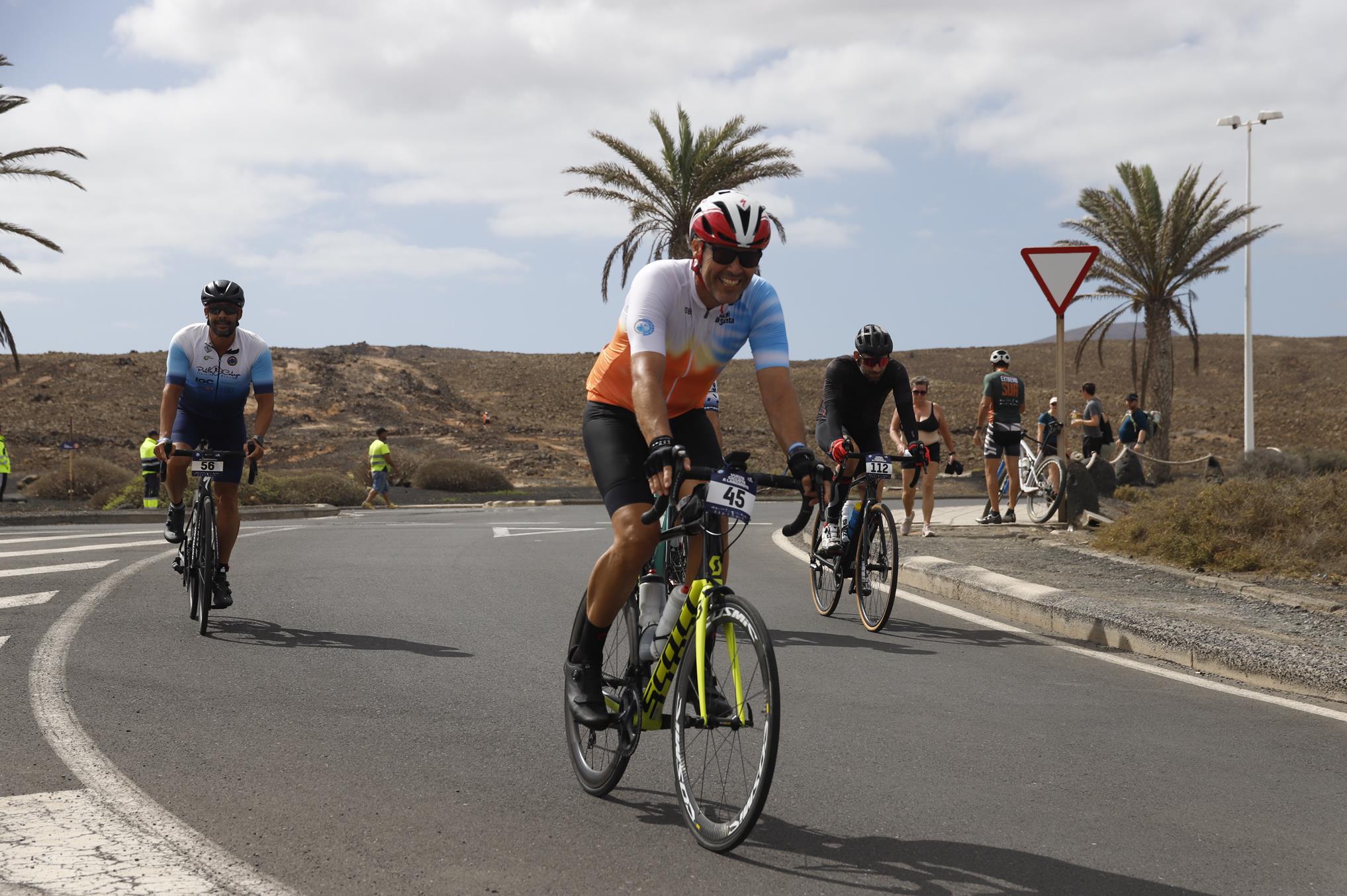 II jornada de la I Vuelta Ciclista a Lanzarote (Fotos: La Voz)