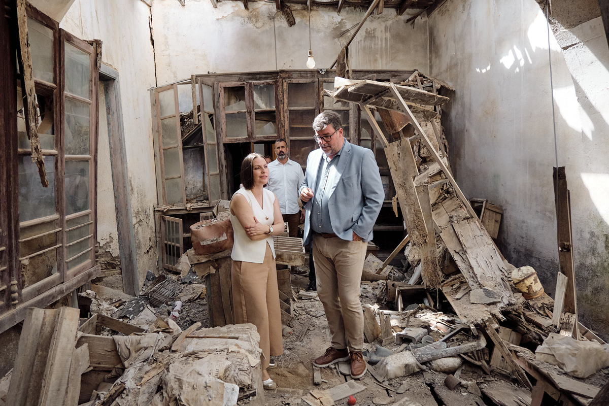 Visit to Don Juan Armas' Mill