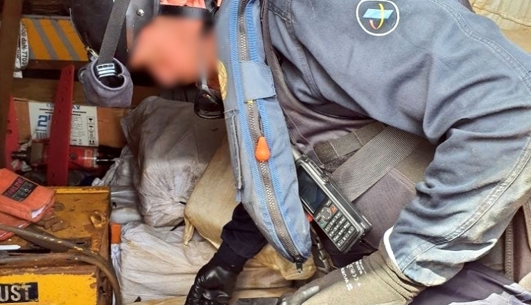 Cargo ship carrying 4,000 kilos of cocaine seized in waters northeast of the Canary Islands Cargo ship carrying 4,000 kilos of cocaine seized in waters northeast of the Canary Islands