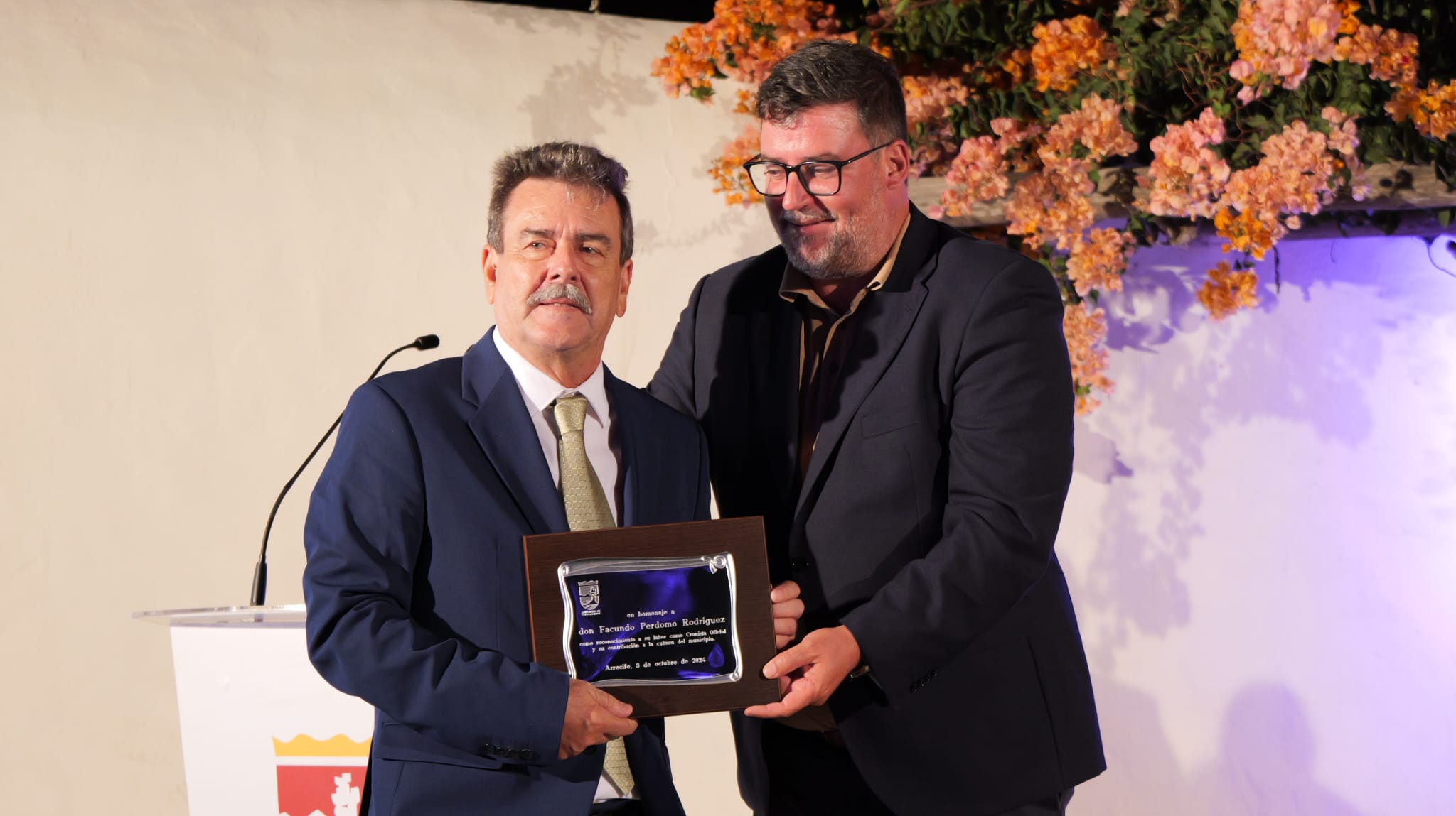 San Bartolomé homenajea el trabajo de Facundo Perdomo Rodríguez, cronista oficial del municipio San Bartolomé homenajea el trabajo de Facundo Perdomo Rodríguez, cronista oficial del municipio