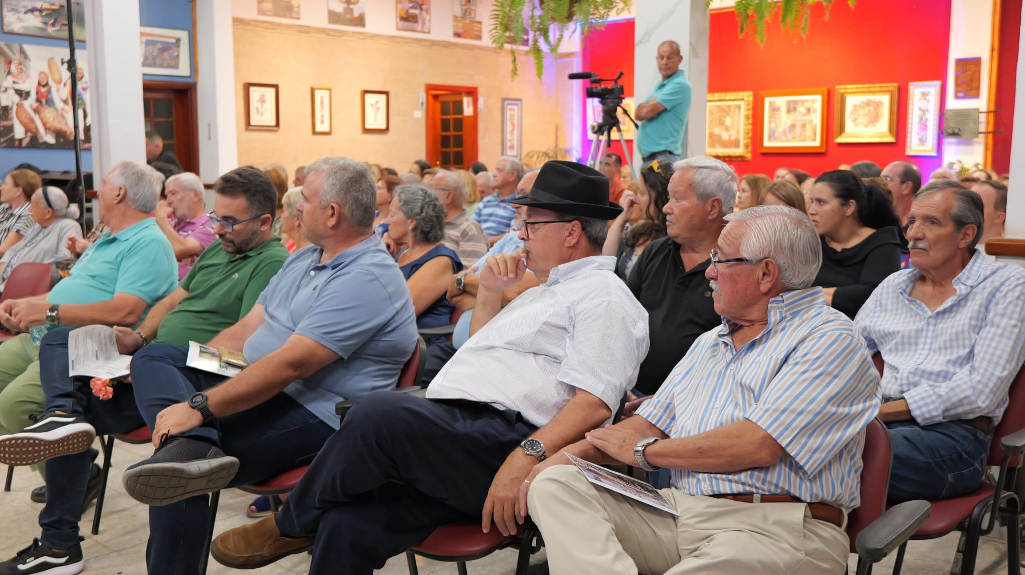 Exposición "una época de mi vida" en el Torrelavega Exposición "una época de mi vida" en el Torrelavega