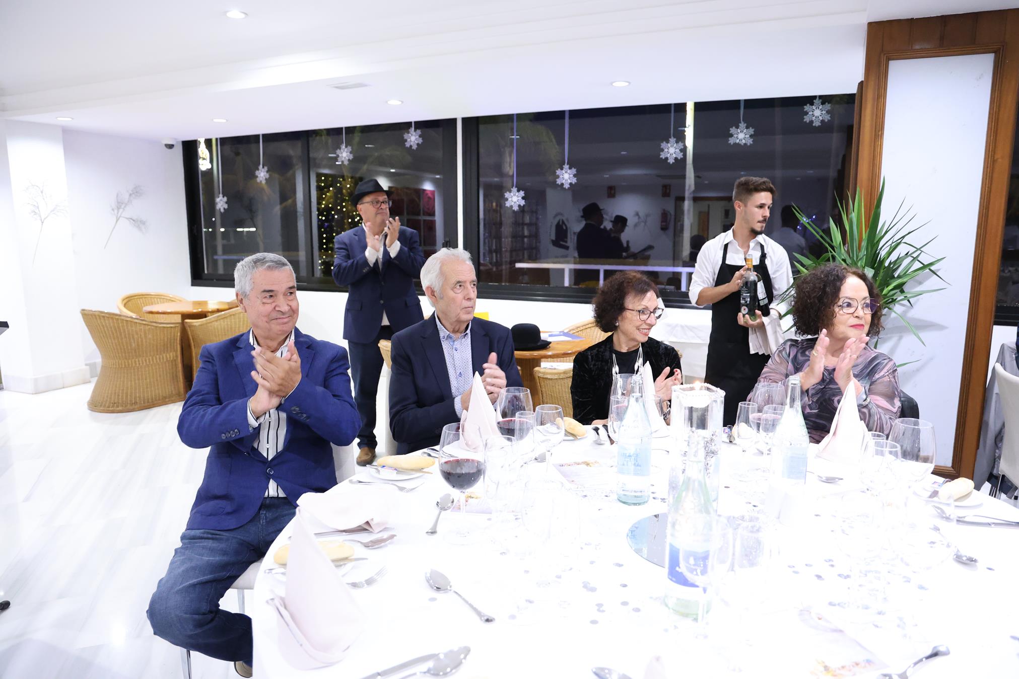 Francisco José Navarro, investido Cachorro de Honor por su defensa de las tradiciones de Lanzarote. Foto: La Voz Francisco José Navarro, investido Cachorro de Honor por su defensa de las tradiciones de Lanzarote. Foto: La Voz