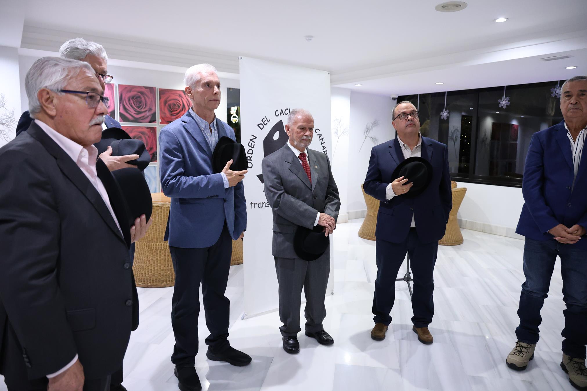 Francisco José Navarro, investido Cachorro de Honor por su defensa de las tradiciones de Lanzarote. Foto: La Voz Francisco José Navarro, investido Cachorro de Honor por su defensa de las tradiciones de Lanzarote. Foto: La Voz