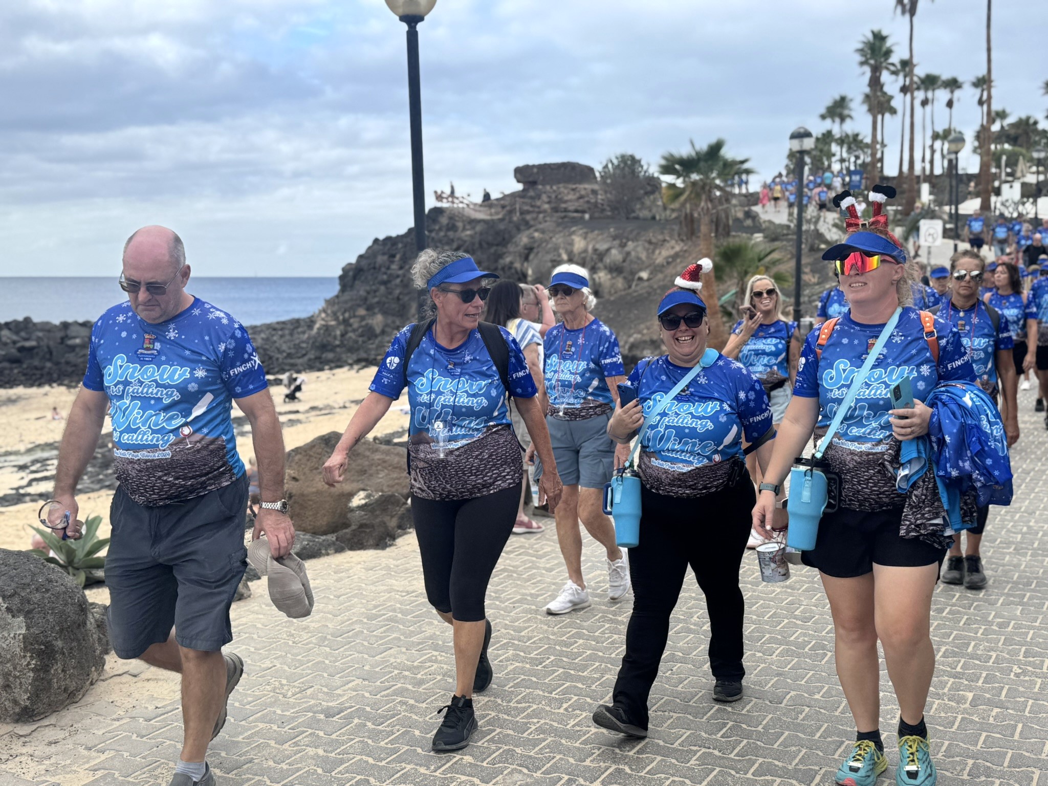 'Wine Walk Playa Blanca' 'Wine Walk Playa Blanca'
