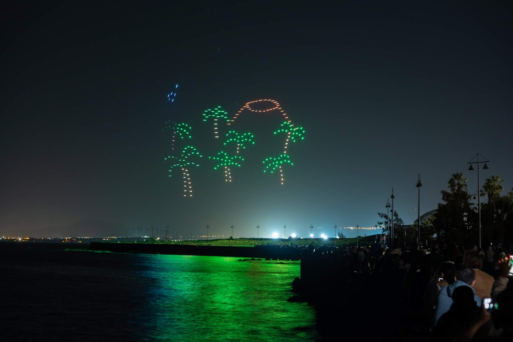DRONES (VOLCÁN)