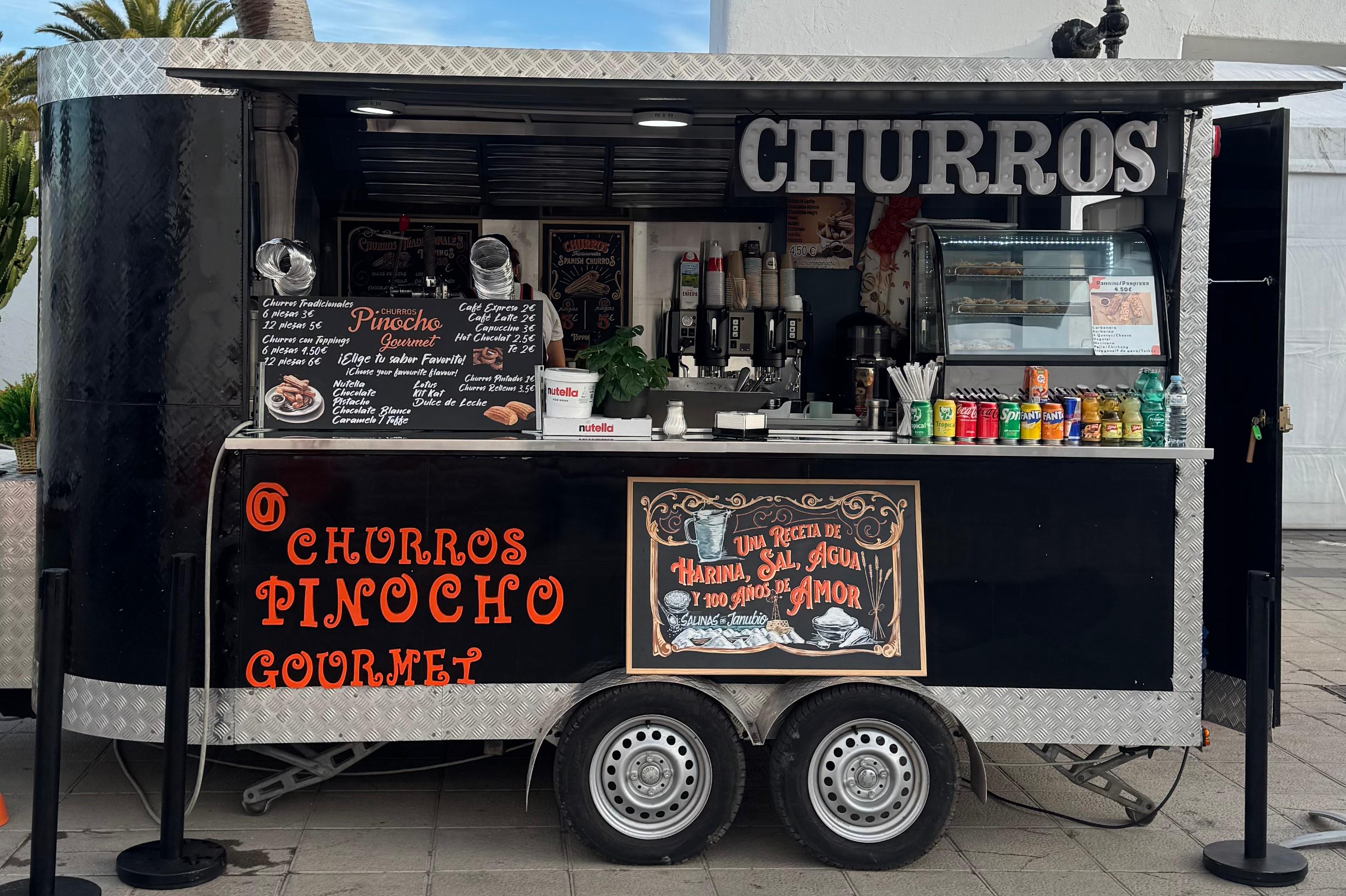 Churros and chocolate from Churrería Pinocho Gourmet.