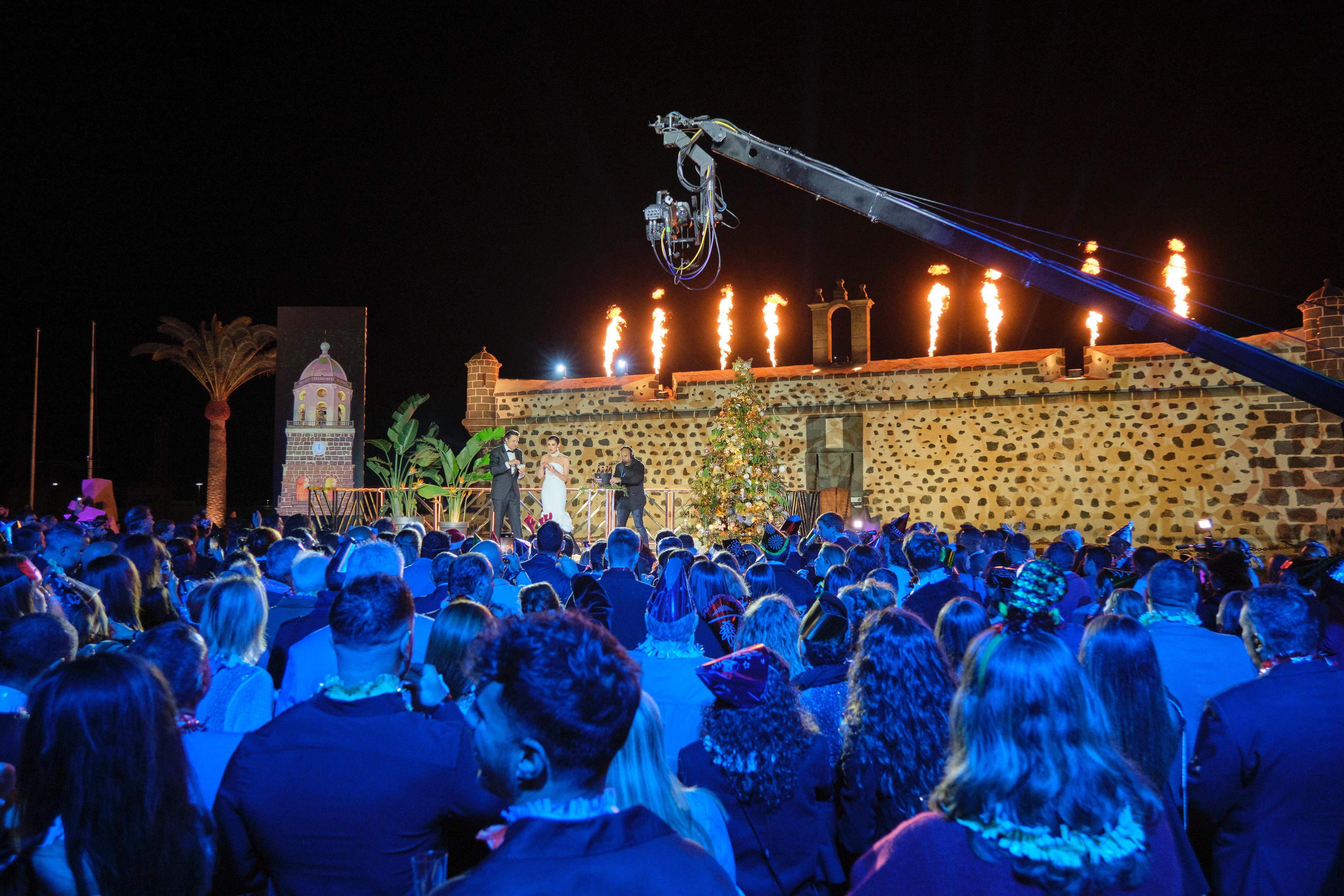Celebración de las Campanadas de Fin de Año en el Castillo de San José. Celebración de las Campanadas de Fin de Año en el Castillo de San José.