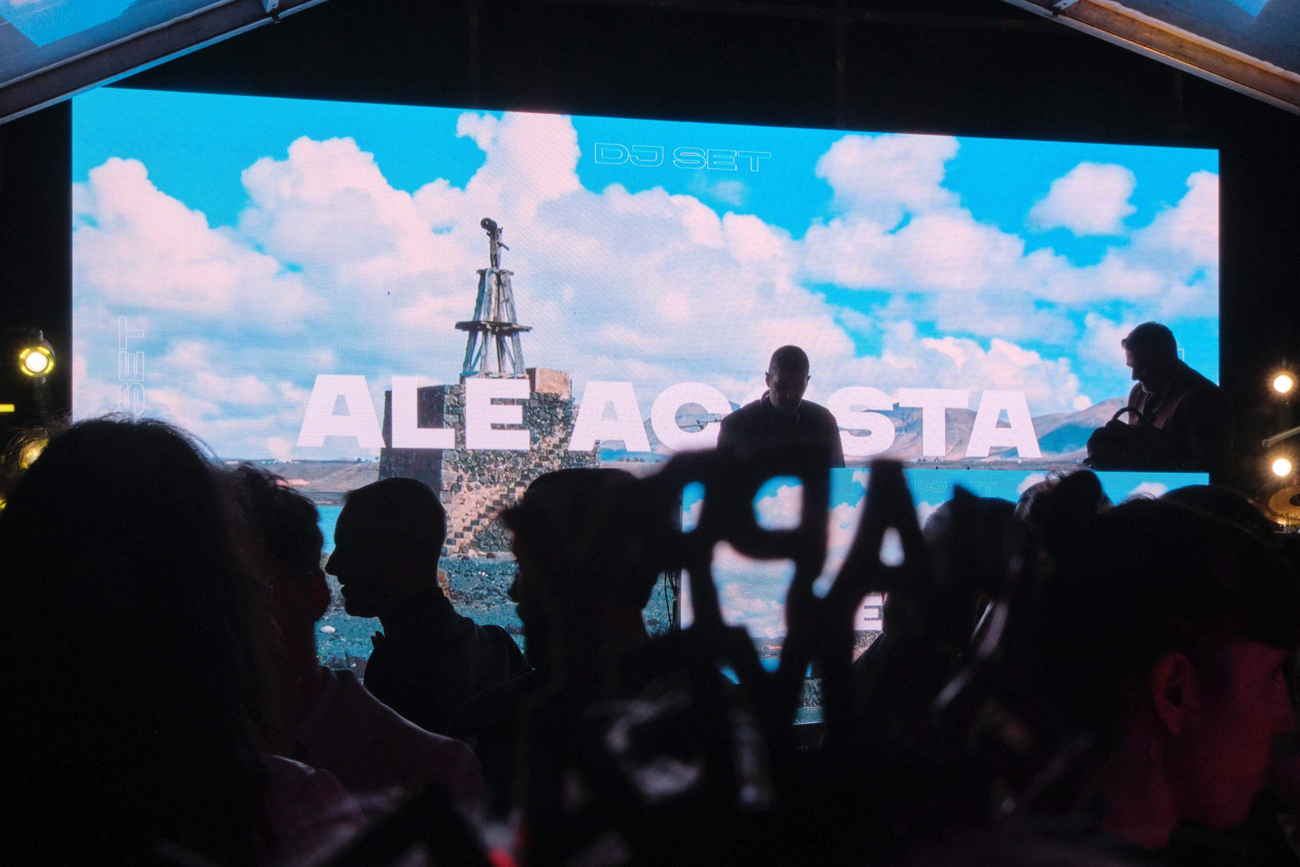 Celebración de las Campanadas de Fin de Año en el Castillo de San José. Celebración de las Campanadas de Fin de Año en el Castillo de San José.
