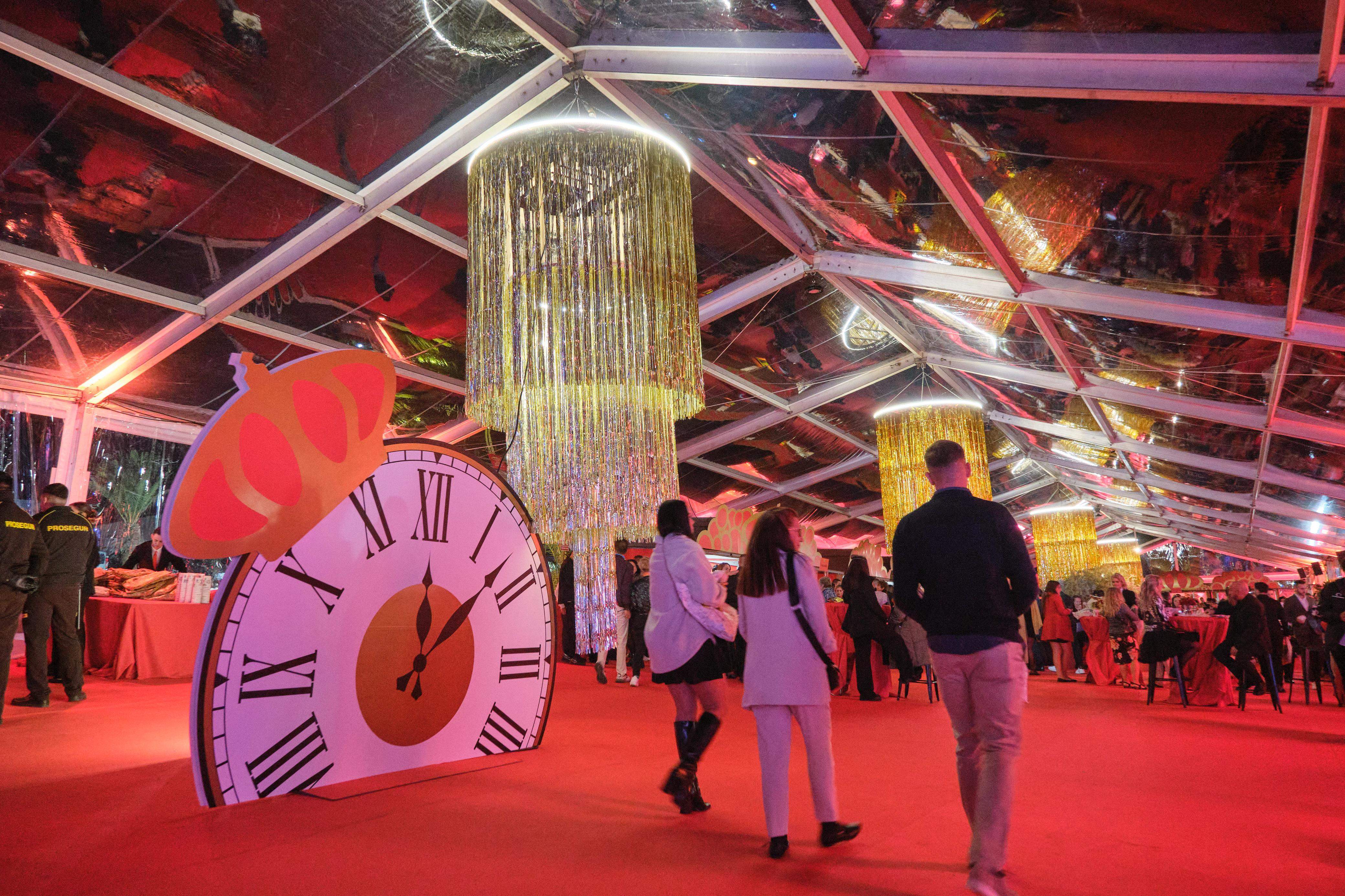 Celebración de las Campanadas de Fin de Año en el Castillo de San José. Celebración de las Campanadas de Fin de Año en el Castillo de San José.