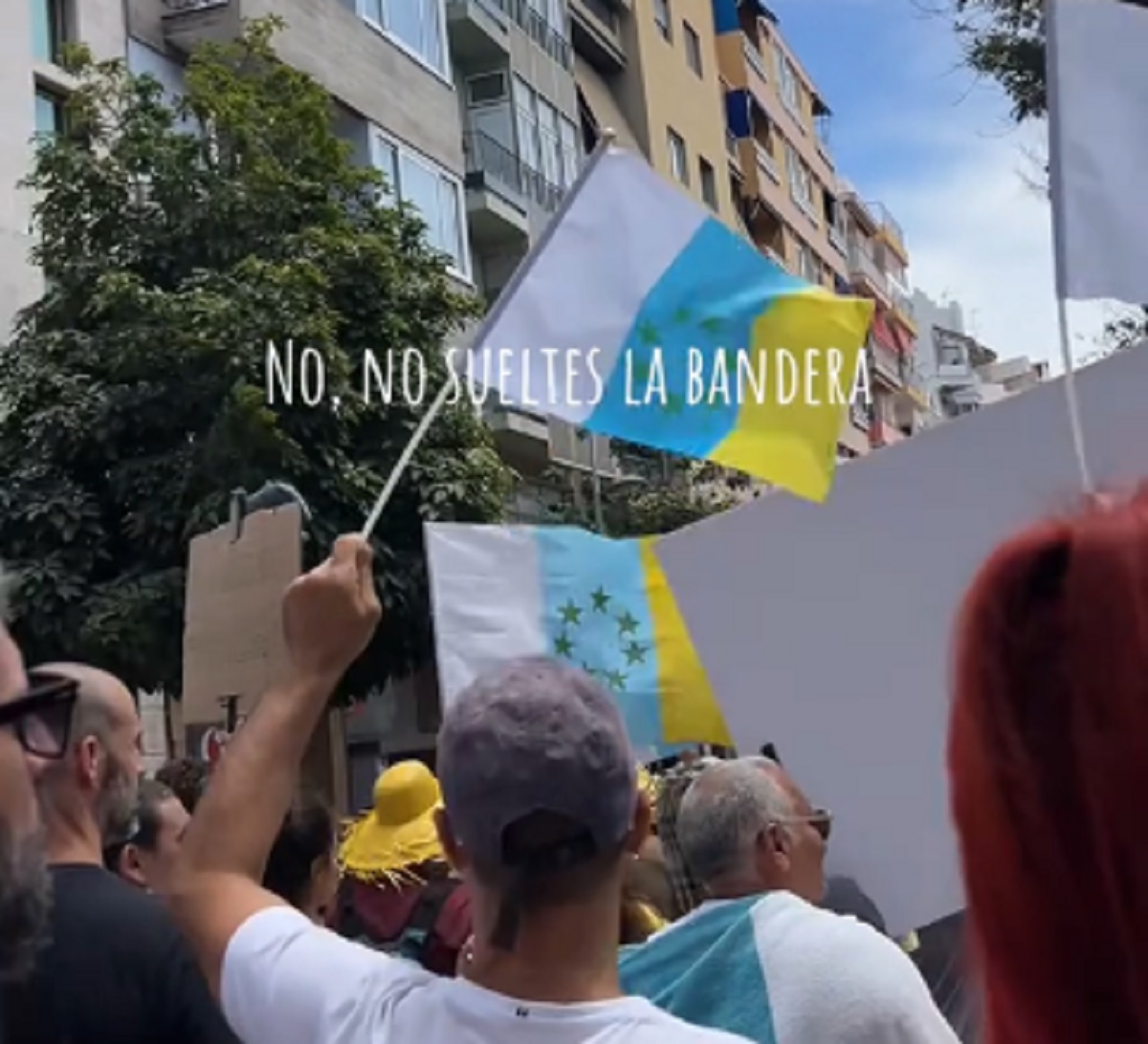 Captura de uno de los vídeos de redes sociales con la canción 'Lo que le pasó a Hawaii'