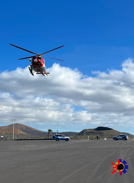 Rescate de un helicóptero del GES. Rescate de un helicóptero del GES.