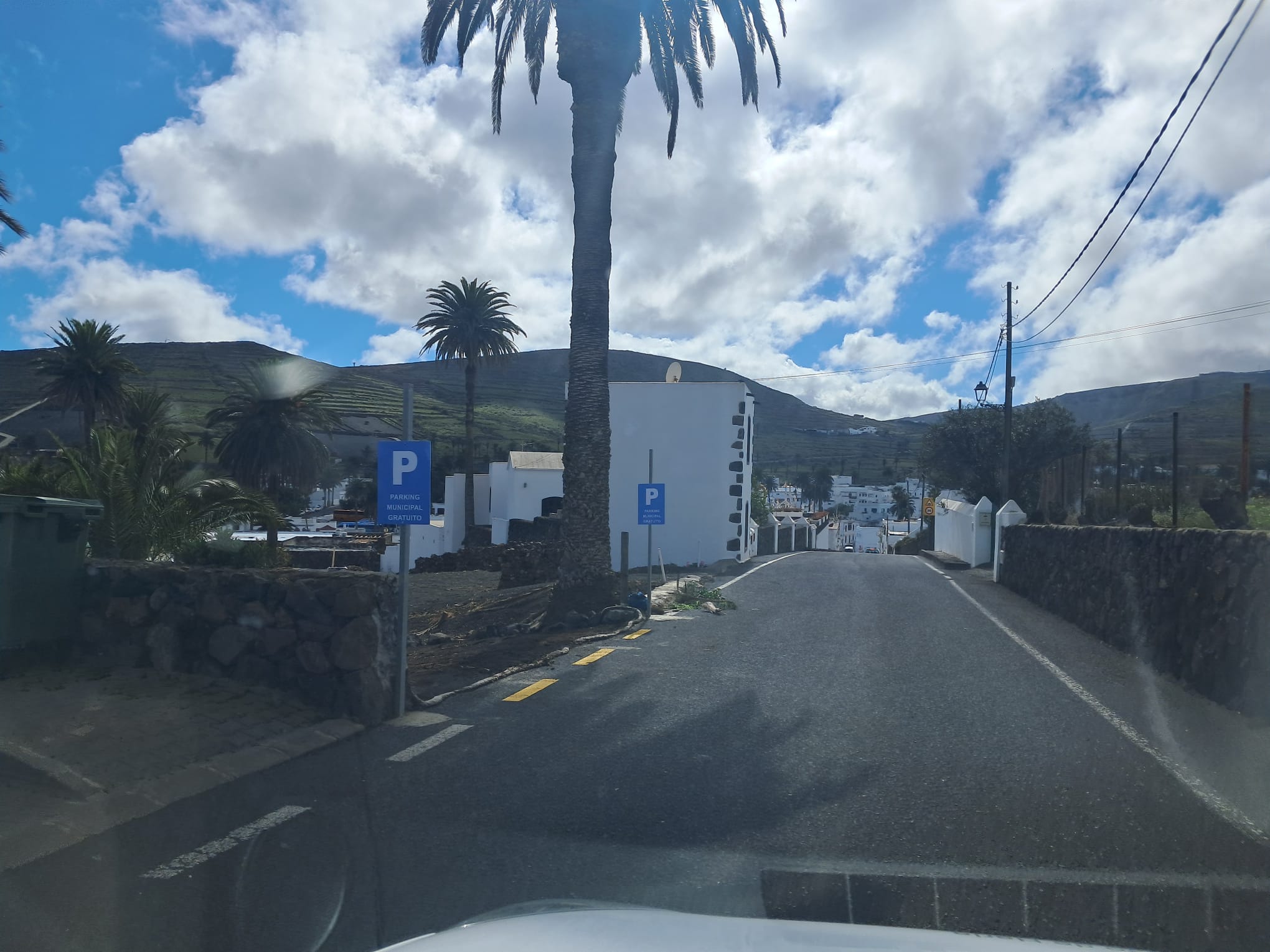 New parking area in the Villa Mora of Haría.