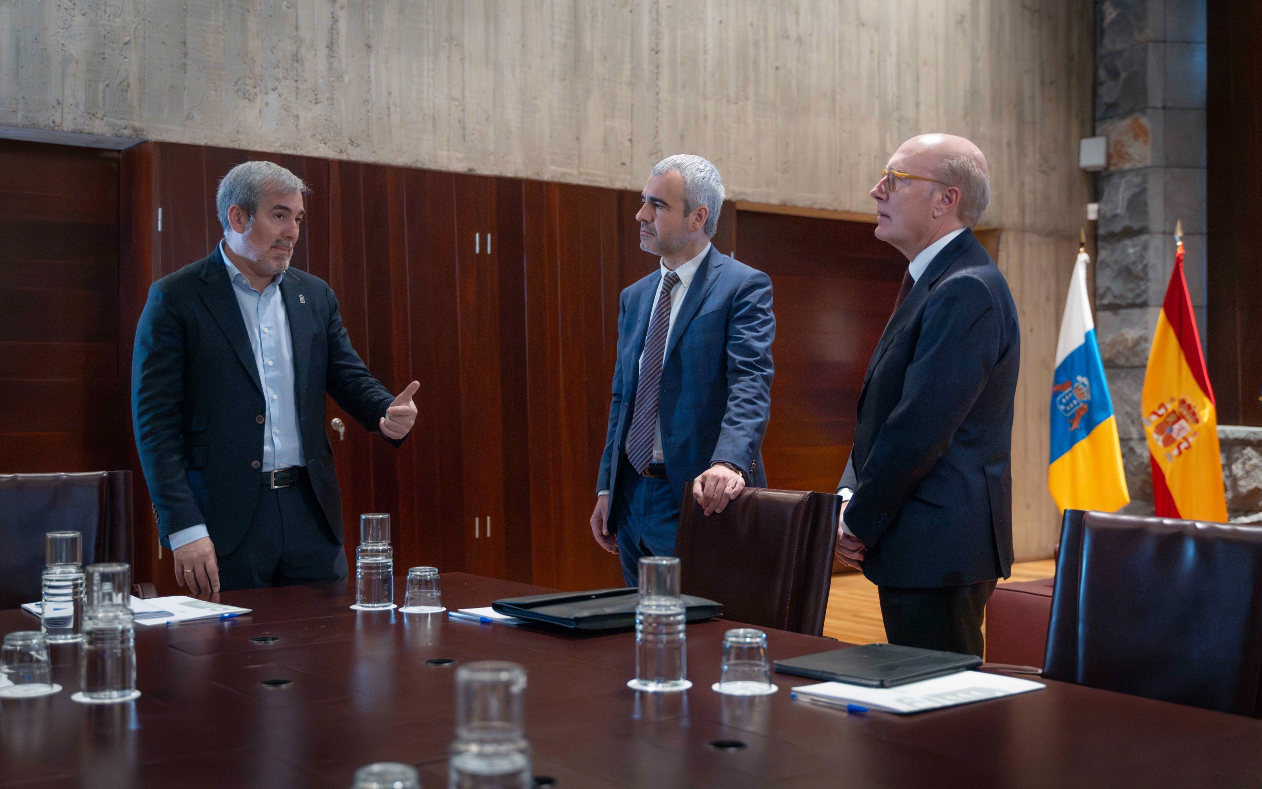 El presidente de Canarias, Fernando Clavijo, ha agradecido este martes al presidente de Aena, Maurici Lucena.