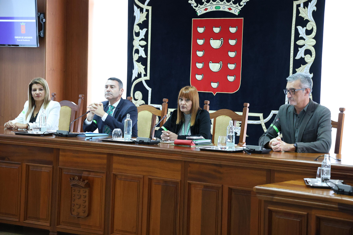 Lectura del manifiesto en la sesión plenaria