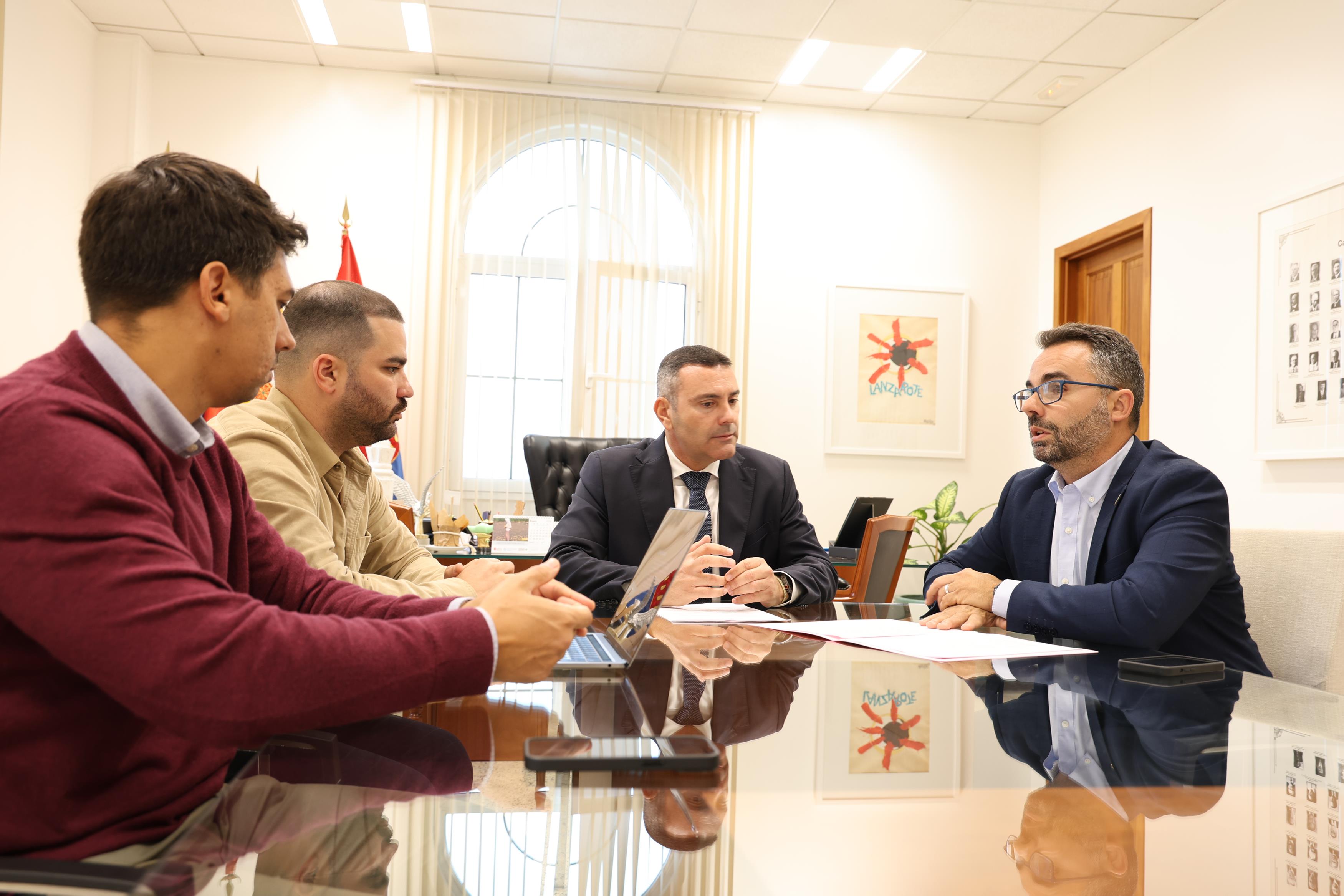 Housing meeting in Arrecife between the Cabildo of Lanzarote and the City Council of Arrecife.
