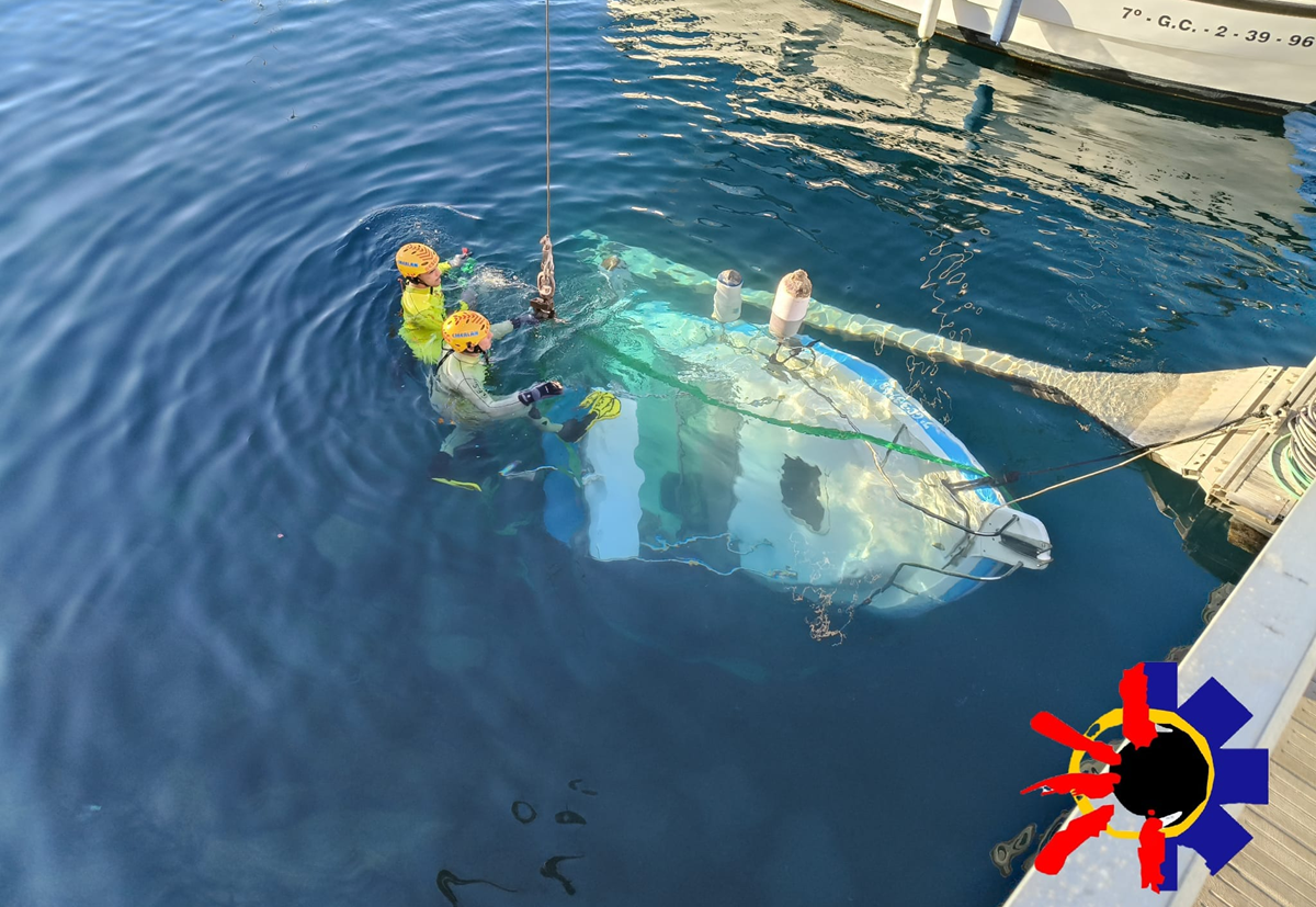 Recuperación de Emerlan del barco hundido