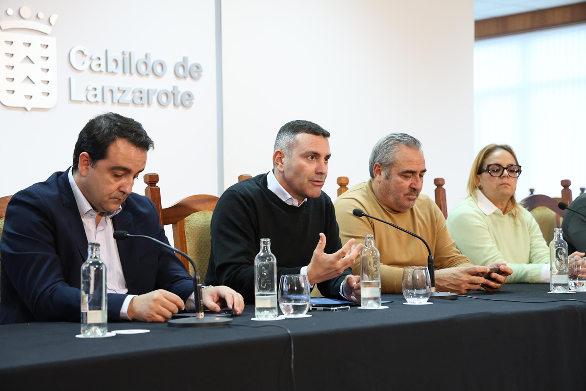 Reunión del sector agroalimentario en el Cabildo de Lanzarote