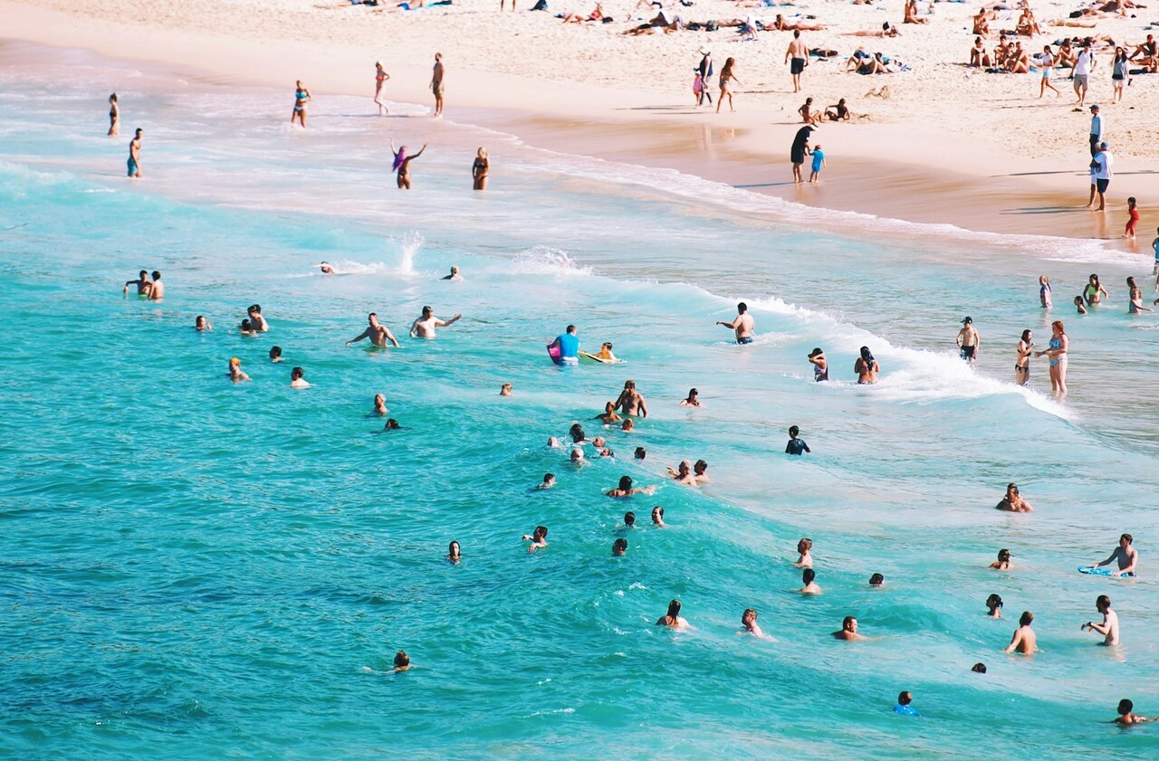 Bañistas en playa