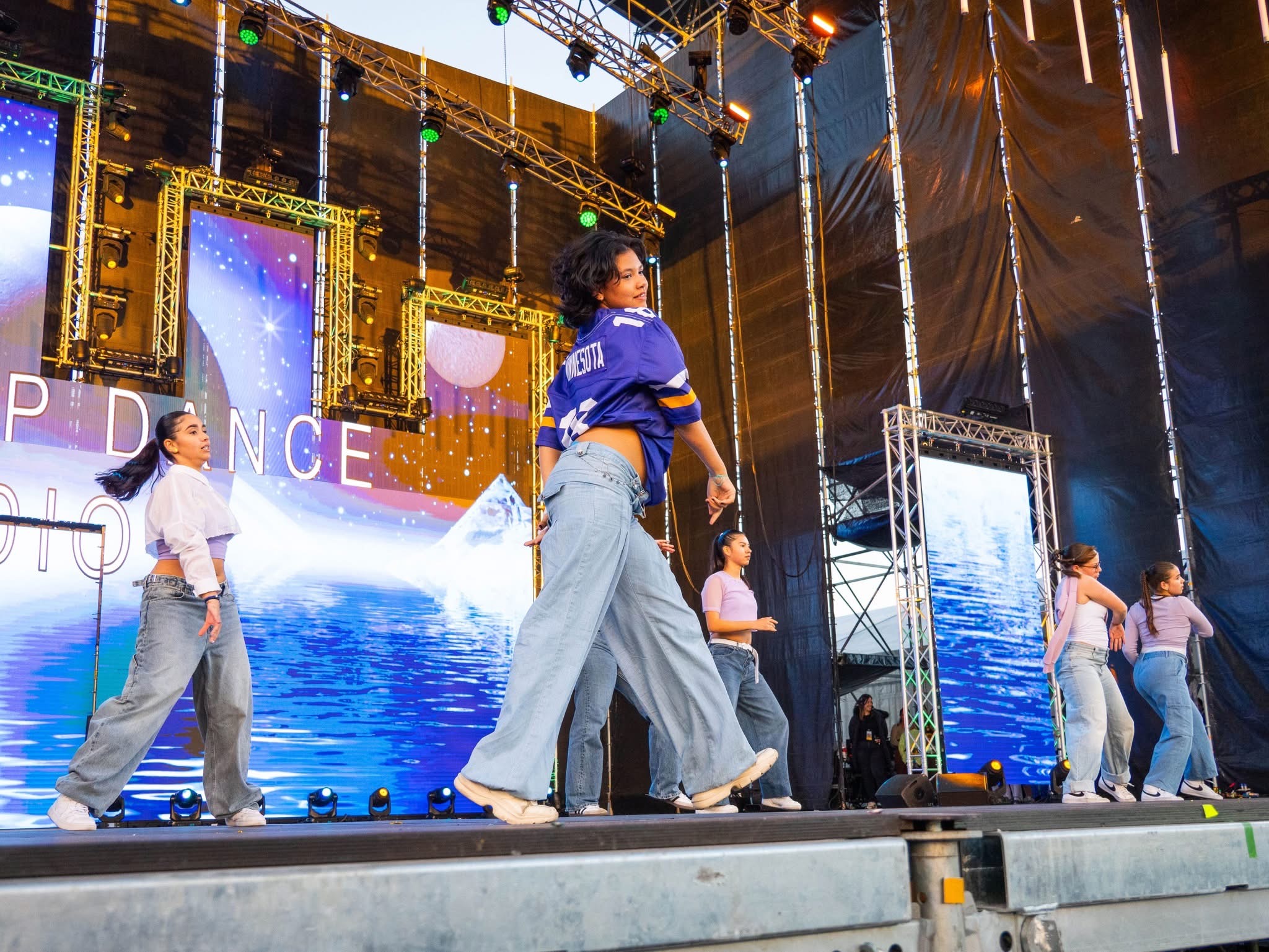 Gala de escuelas de bailes en el carnaval de Arrecife, 2025 Gala de escuelas de bailes en el carnaval de Arrecife, 2025