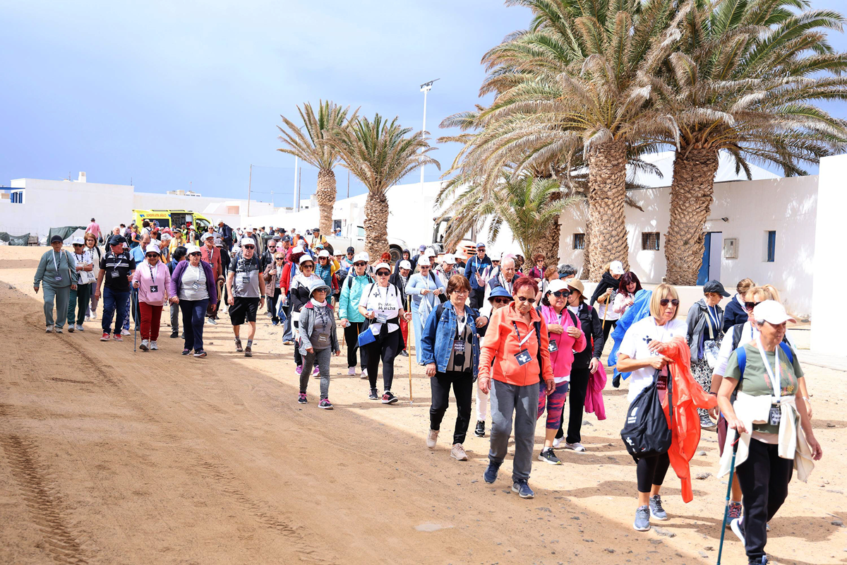 Caminata Insular 'Ponte en Marcha' en La Graciosa