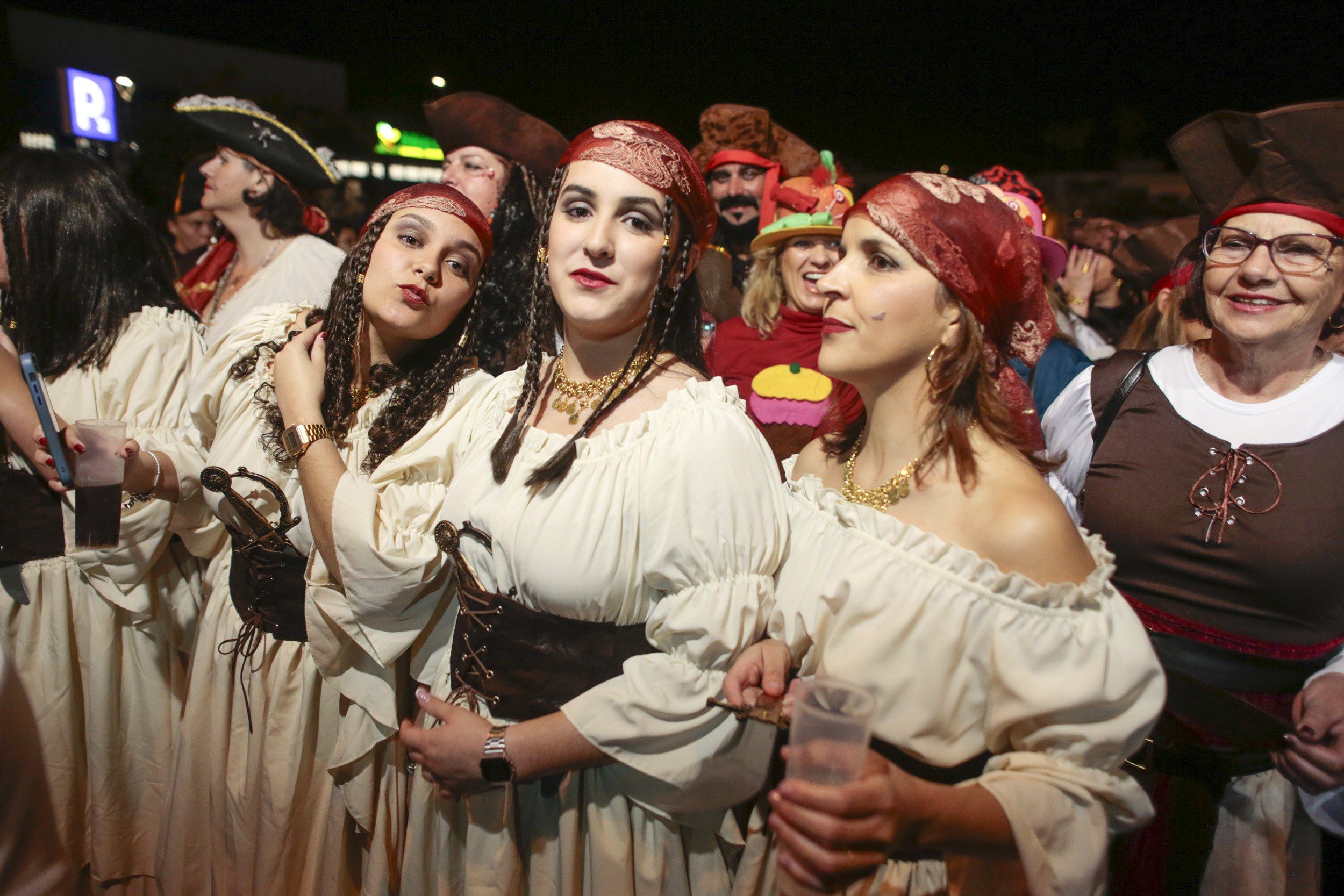 Coso del Carnaval de Arrecife, 2025 (Fotos: Juan Mateos) Coso del Carnaval de Arrecife, 2025 (Fotos: Juan Mateos)