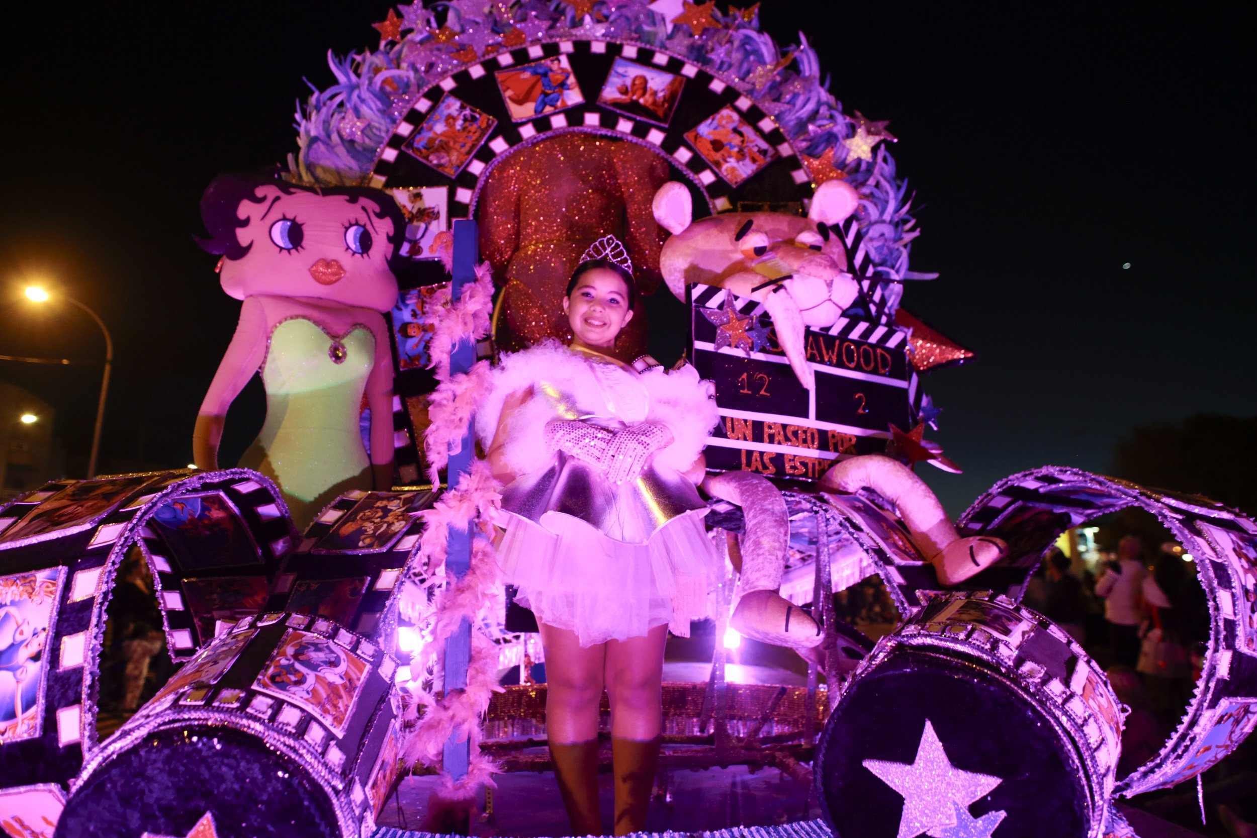 Coso del Carnaval de Arrecife, 2025 (Fotos: Juan Mateos) Coso del Carnaval de Arrecife, 2025 (Fotos: Juan Mateos)