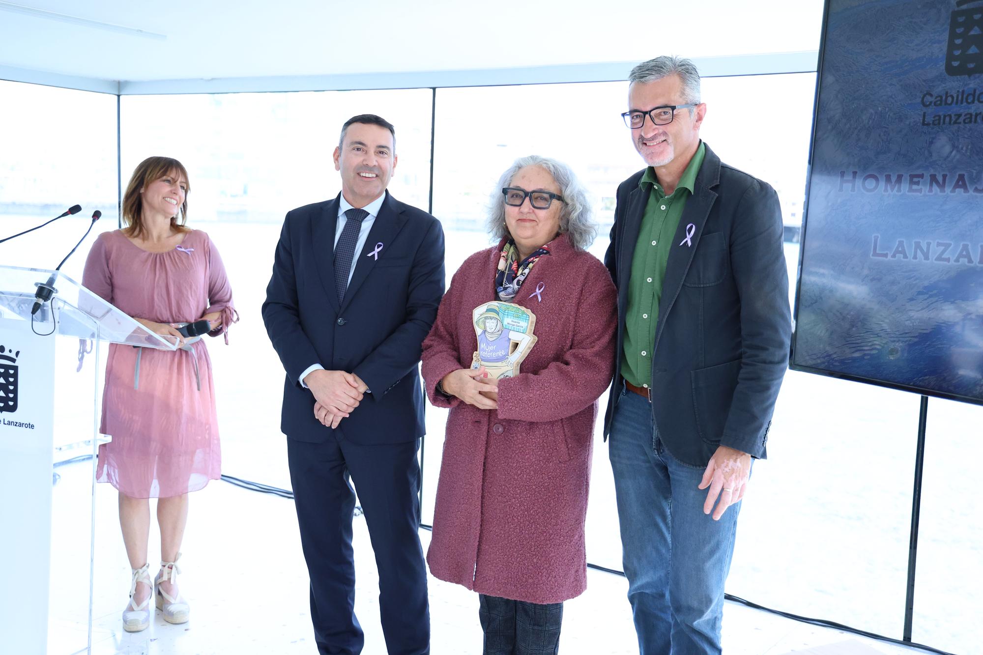El Cabildo homenajea a ocho mujeres El Cabildo homenajea a ocho mujeres