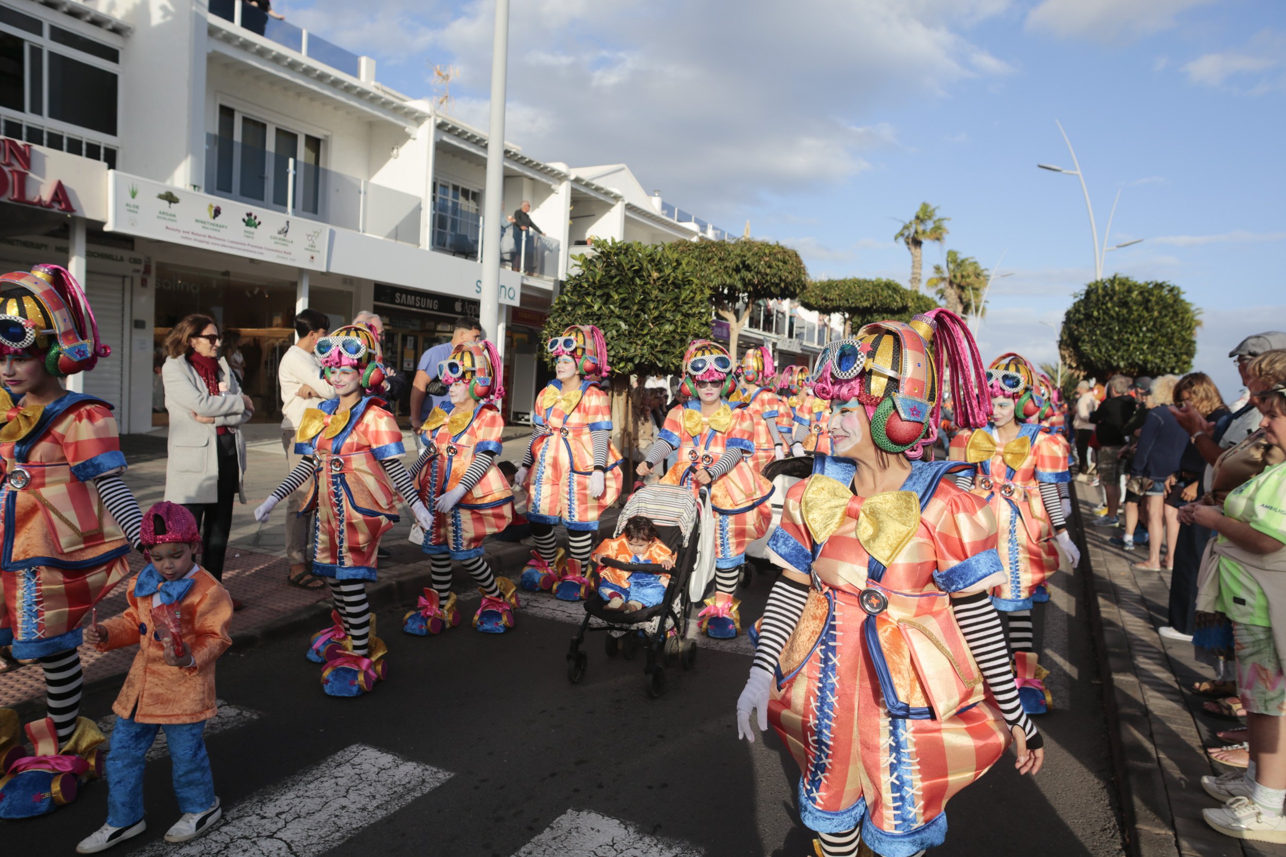 Coso del Carnaval de Puerto del Carmen, 2025 (Fotos: Juan Mateos) Coso del Carnaval de Puerto del Carmen, 2025 (Fotos: Juan Mateos)