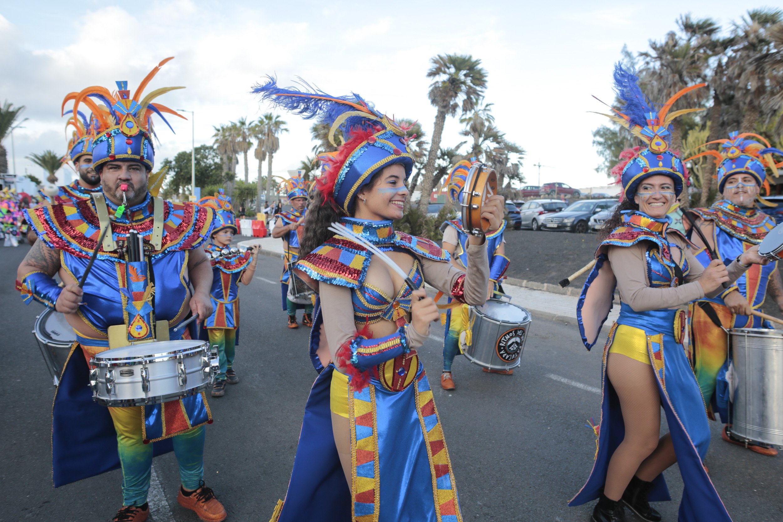 Coso del Carnaval de Costa Teguise, 2025 (Fotos: Juan Mateos) Coso del Carnaval de Costa Teguise, 2025 (Fotos: Juan Mateos)