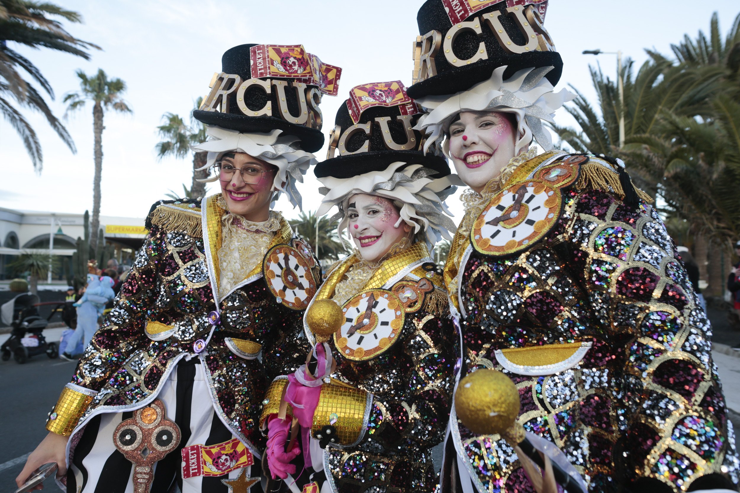 Coso del Carnaval de Costa Teguise, 2025 (Fotos: Juan Mateos) Coso del Carnaval de Costa Teguise, 2025 (Fotos: Juan Mateos)