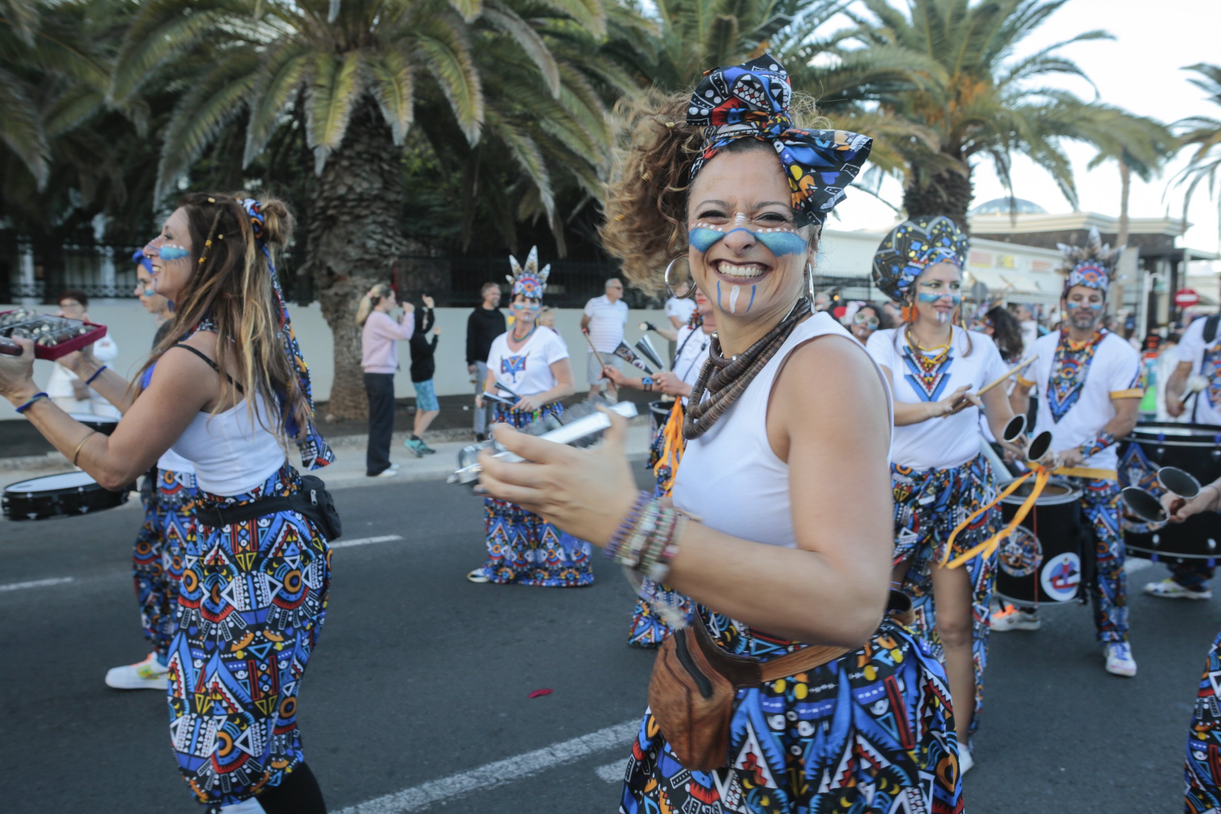 Coso del Carnaval de Costa Teguise, 2025 (Fotos: Juan Mateos) Coso del Carnaval de Costa Teguise, 2025 (Fotos: Juan Mateos)