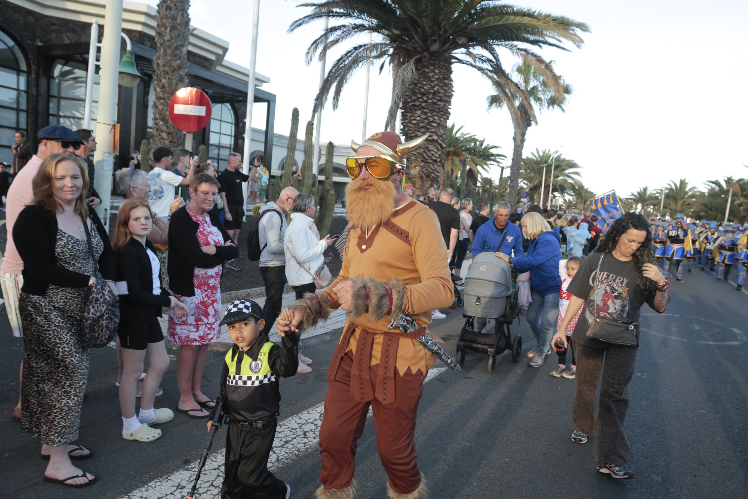 Coso del Carnaval de Costa Teguise, 2025 (Fotos: Juan Mateos) Coso del Carnaval de Costa Teguise, 2025 (Fotos: Juan Mateos)