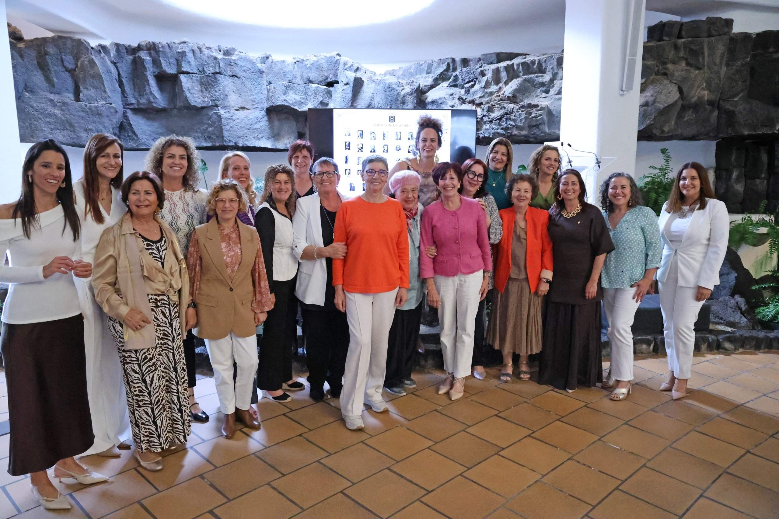 Encuentro Conmemorativo de expresidentes y exconsejeros del Cabildo Encuentro Conmemorativo de expresidentes y exconsejeros del Cabildo