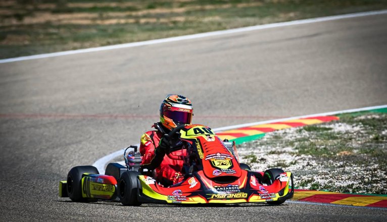 VÍCTOR GONZÁLEZ KARTING(4) VÍCTOR GONZÁLEZ KARTING(4)
