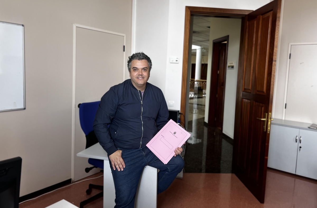 Armando Santana en el Cabildo de Lanzarote