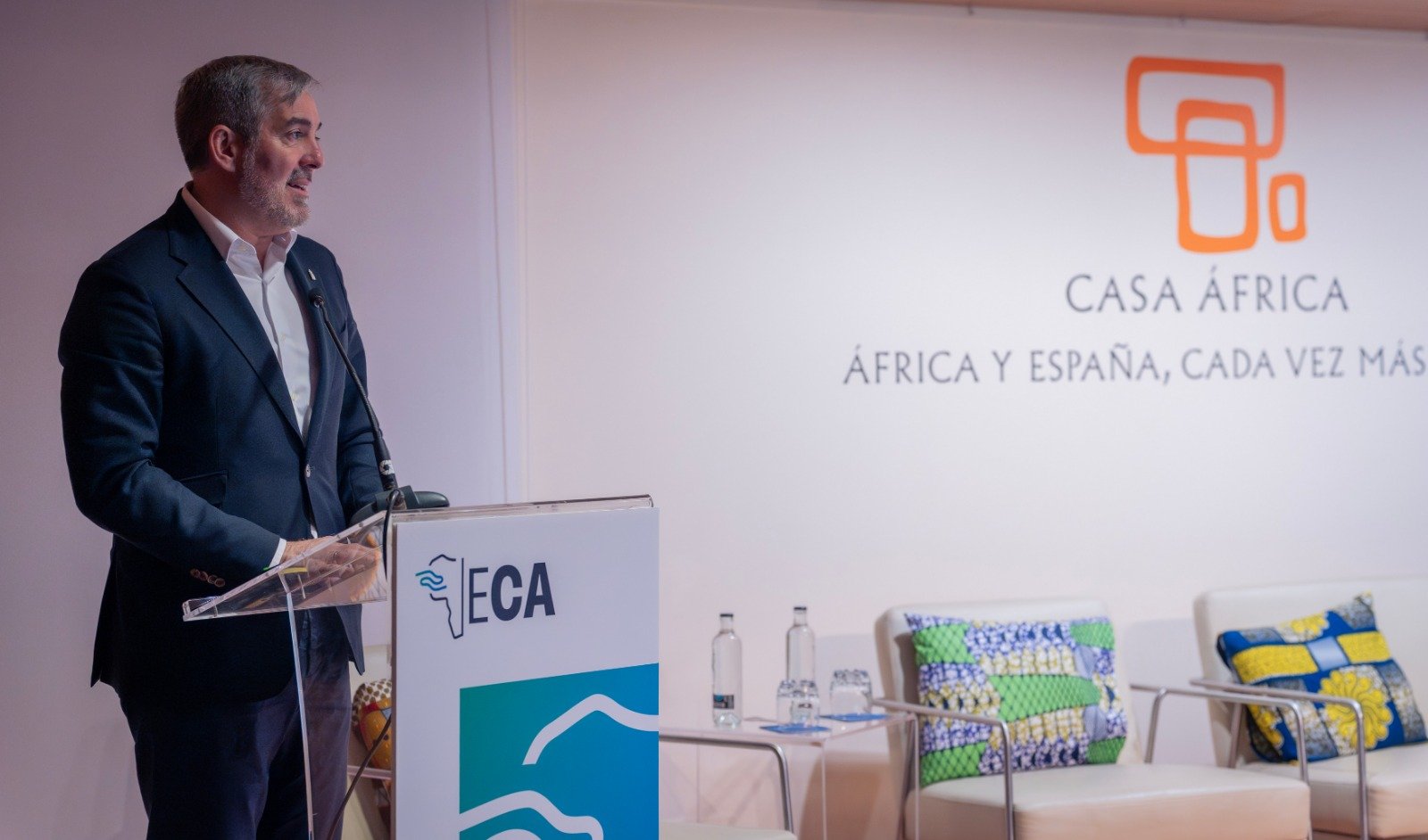 El presidente de Canarias, Fernando Clavijo, anunció en Casa África el inicio de los trabajos