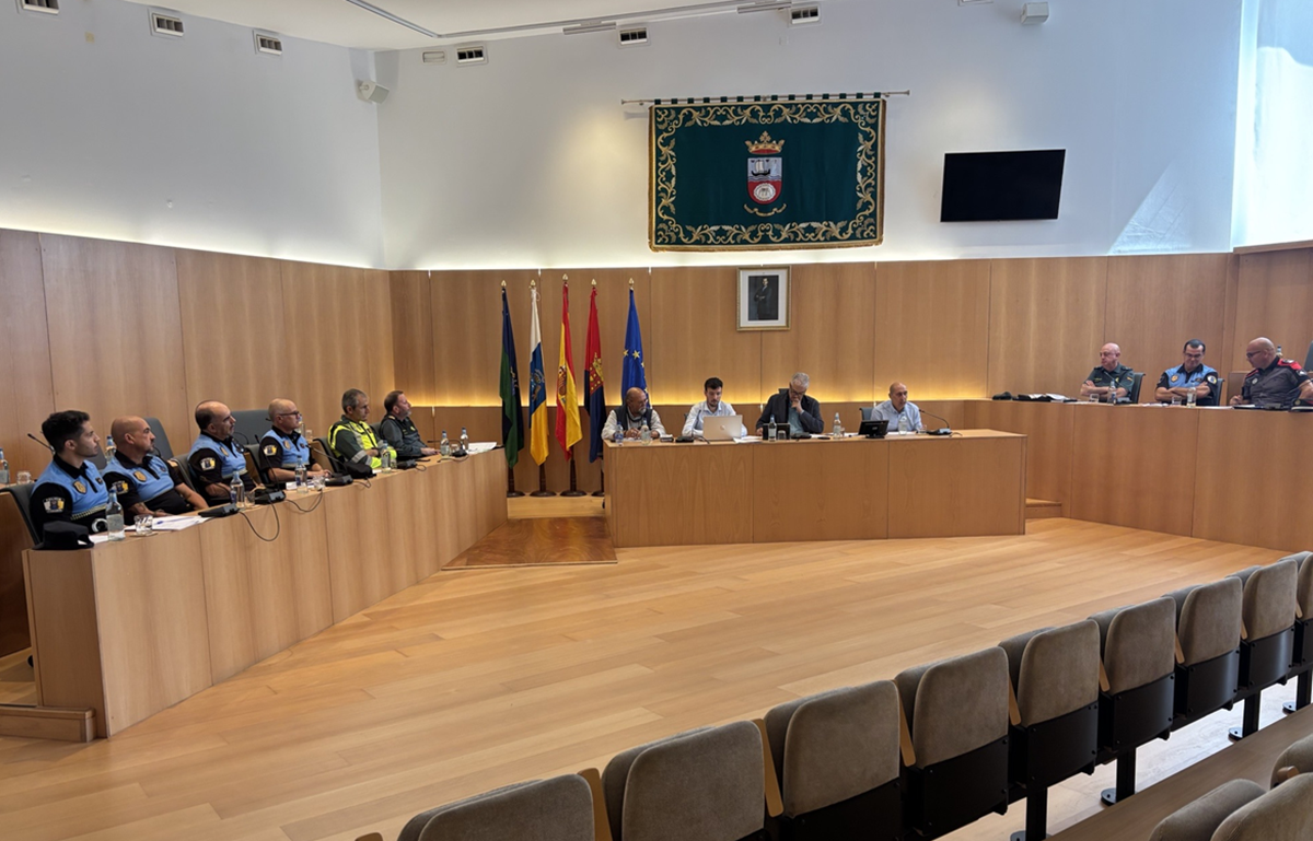 Sesión ordinaria en el Ayuntamiento de Tías