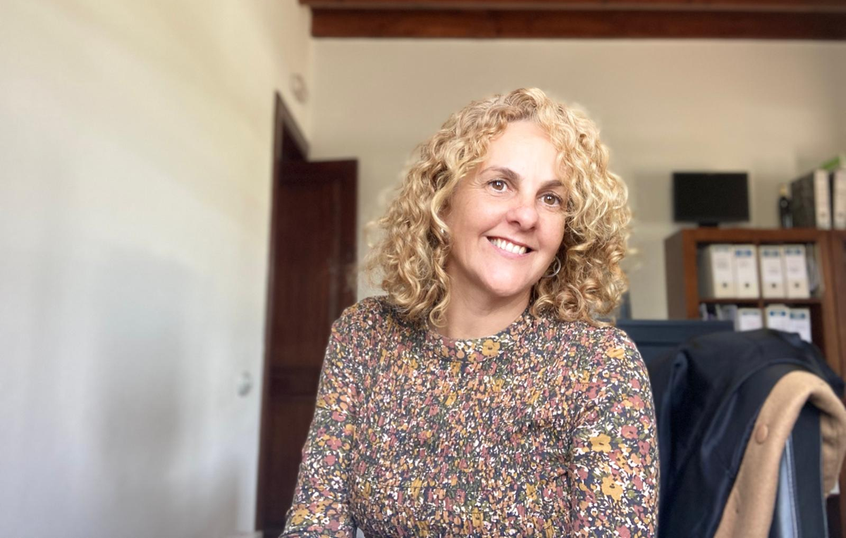 Ana de León. Vino de Lanzarote.