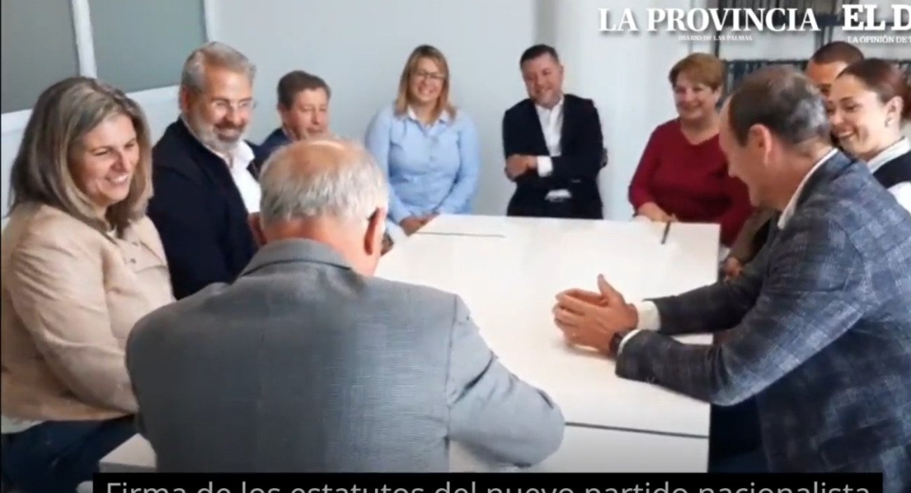 Críticos de Nueva Canarias firman la creación de su nuevo partido y esperan el aval de Interior